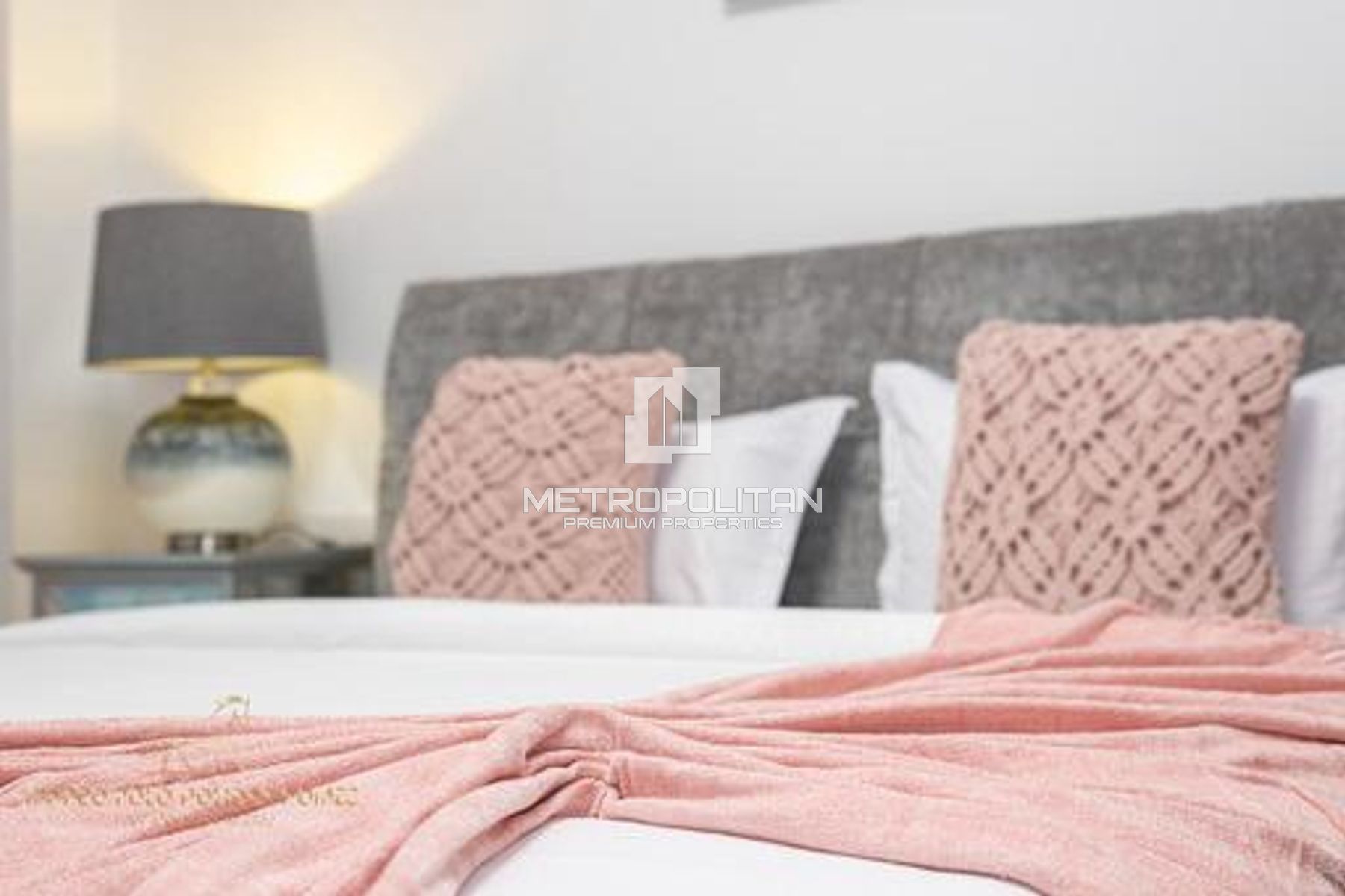 Exclusive | Vastu Unit | Fully Furnished