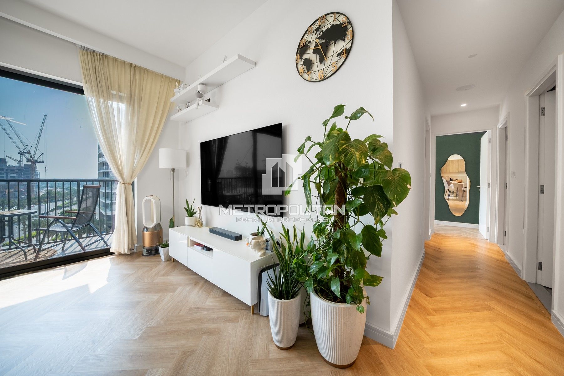 VOT | Semi Upgrade | Middle Floor | Furnished
