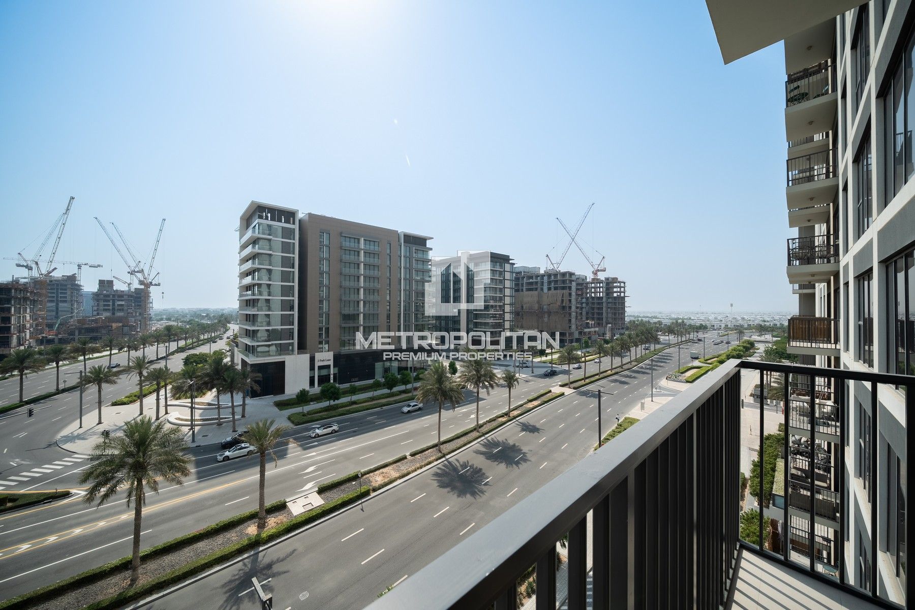 VOT | Semi Upgrade | Middle Floor | Furnished