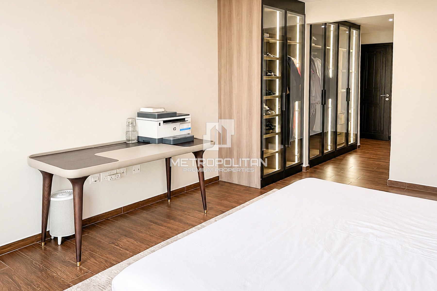Upgraded 6BR | Burj View | Full Service Wing