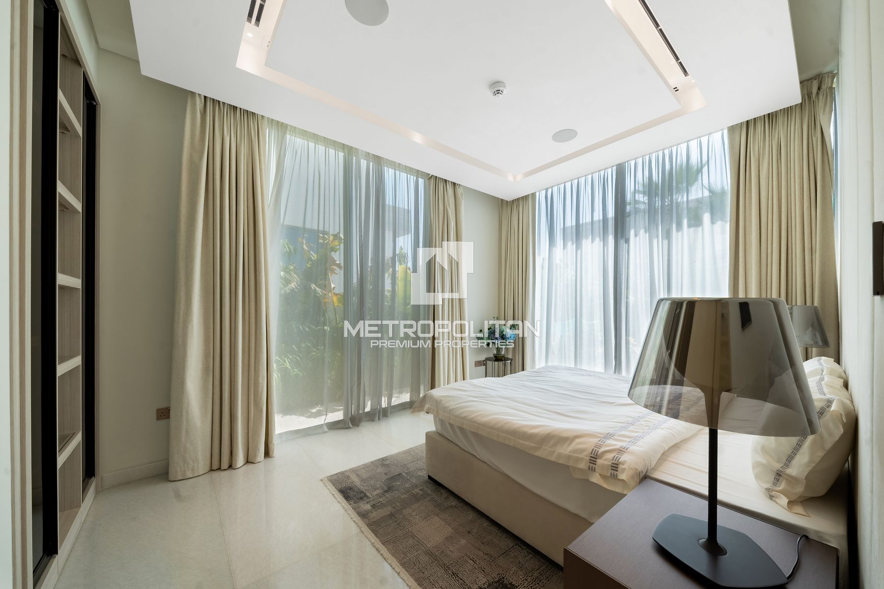 Billionaire Row | Custom Built | Atlantis View