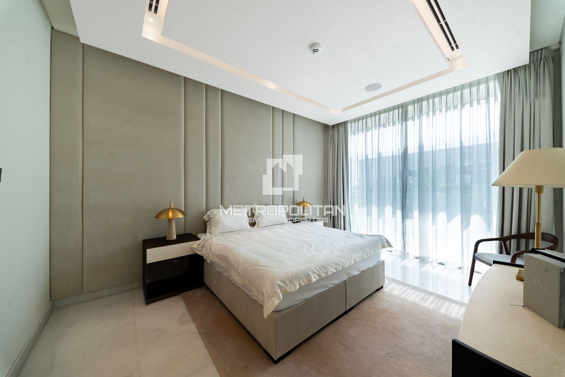 Billionaire Row | Custom Built | Atlantis View