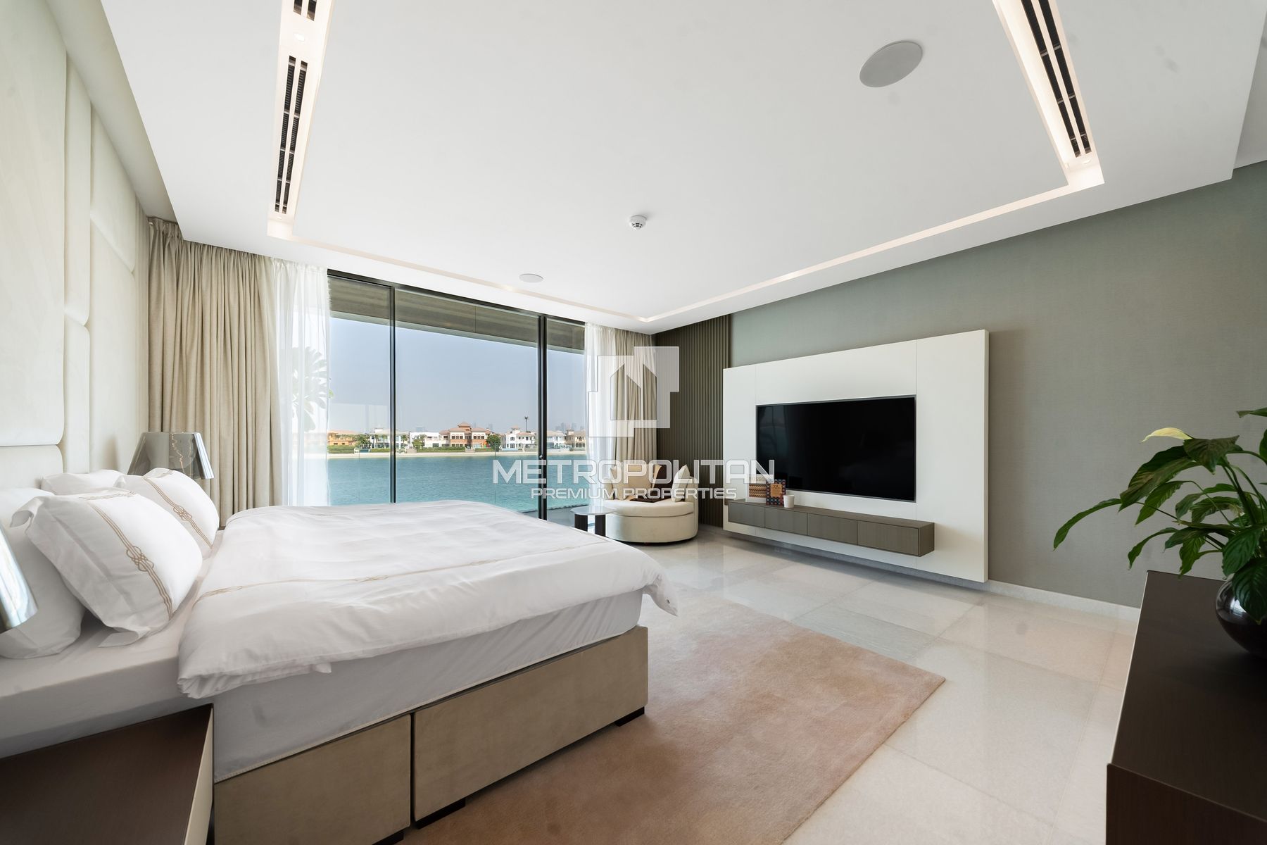 Billionaire Row | Custom Built | Atlantis View