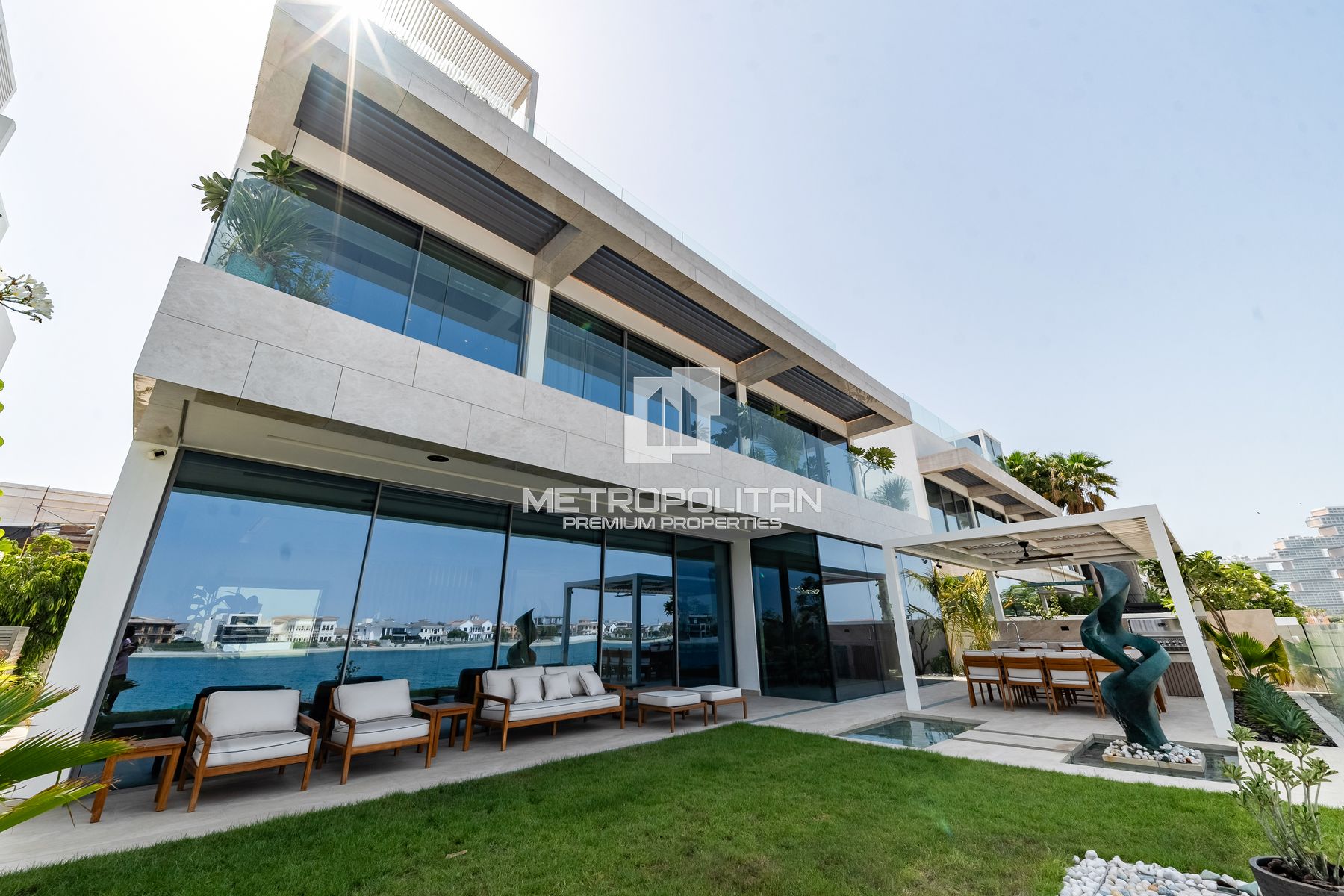 Billionaire Row | Custom Built | Atlantis View