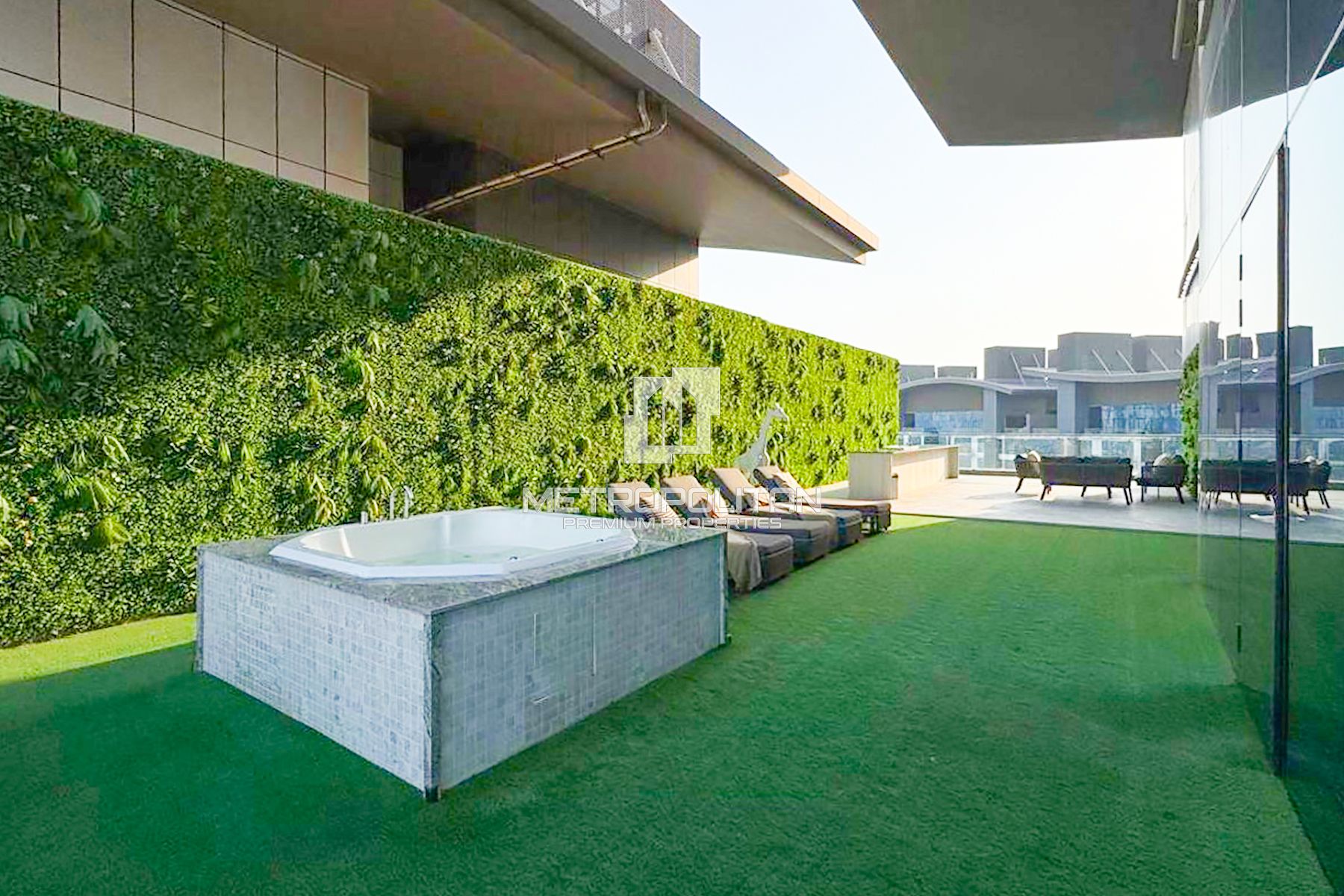 Luxury Penthouse | Private Beach | Panoramic Views