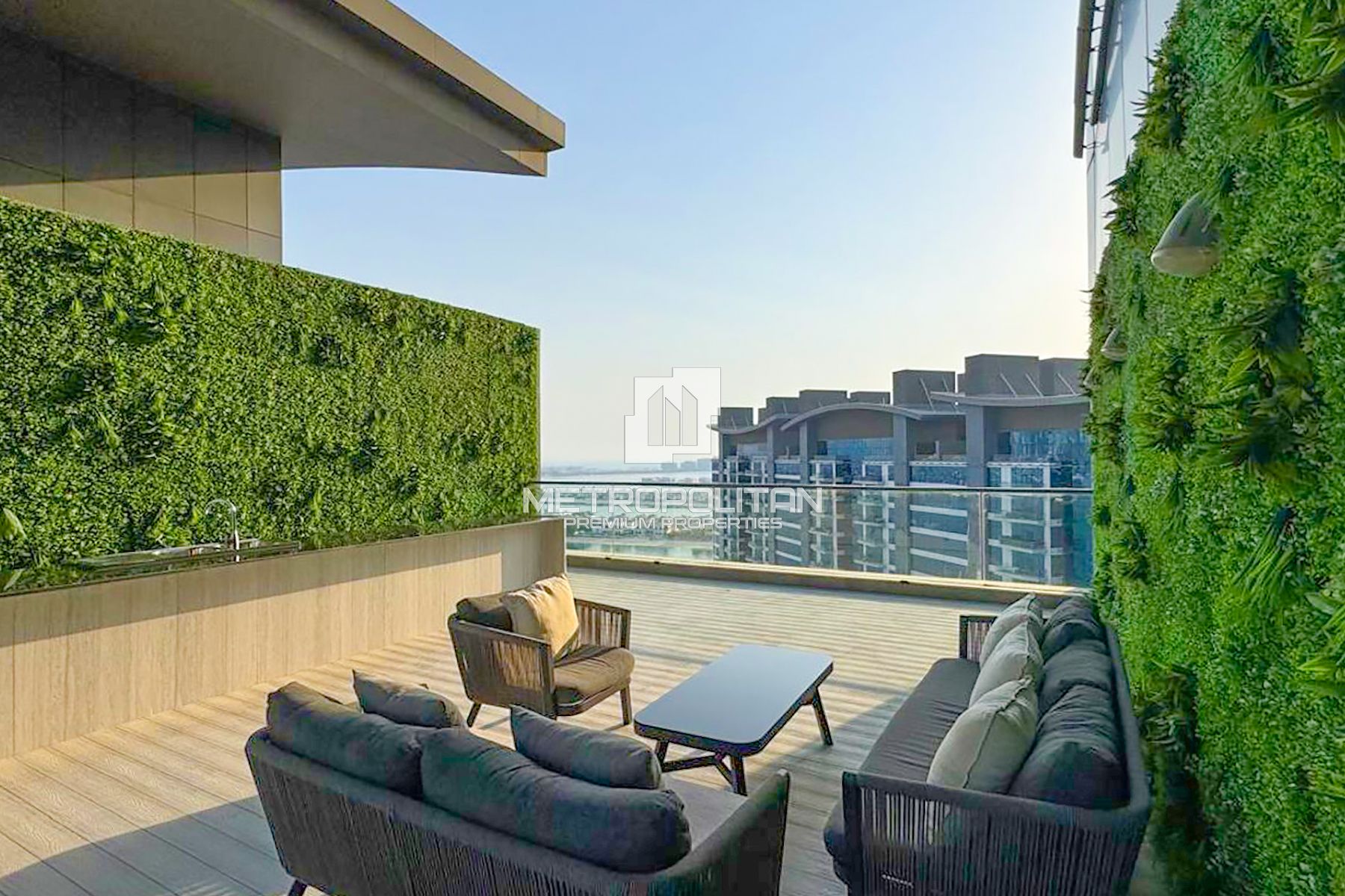 Luxury Penthouse | Private Beach | Panoramic Views