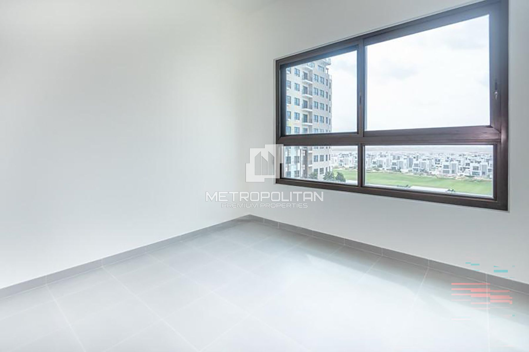 Bright Residence | Pool View | Great Deal