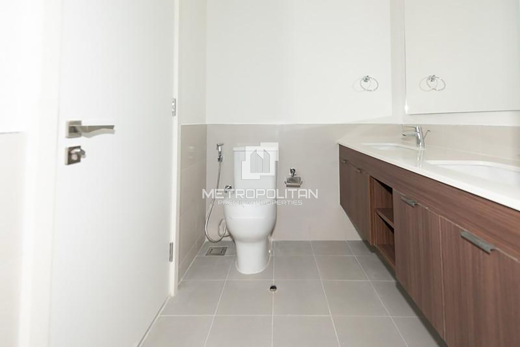 Bright Residence | Pool View | Great Deal