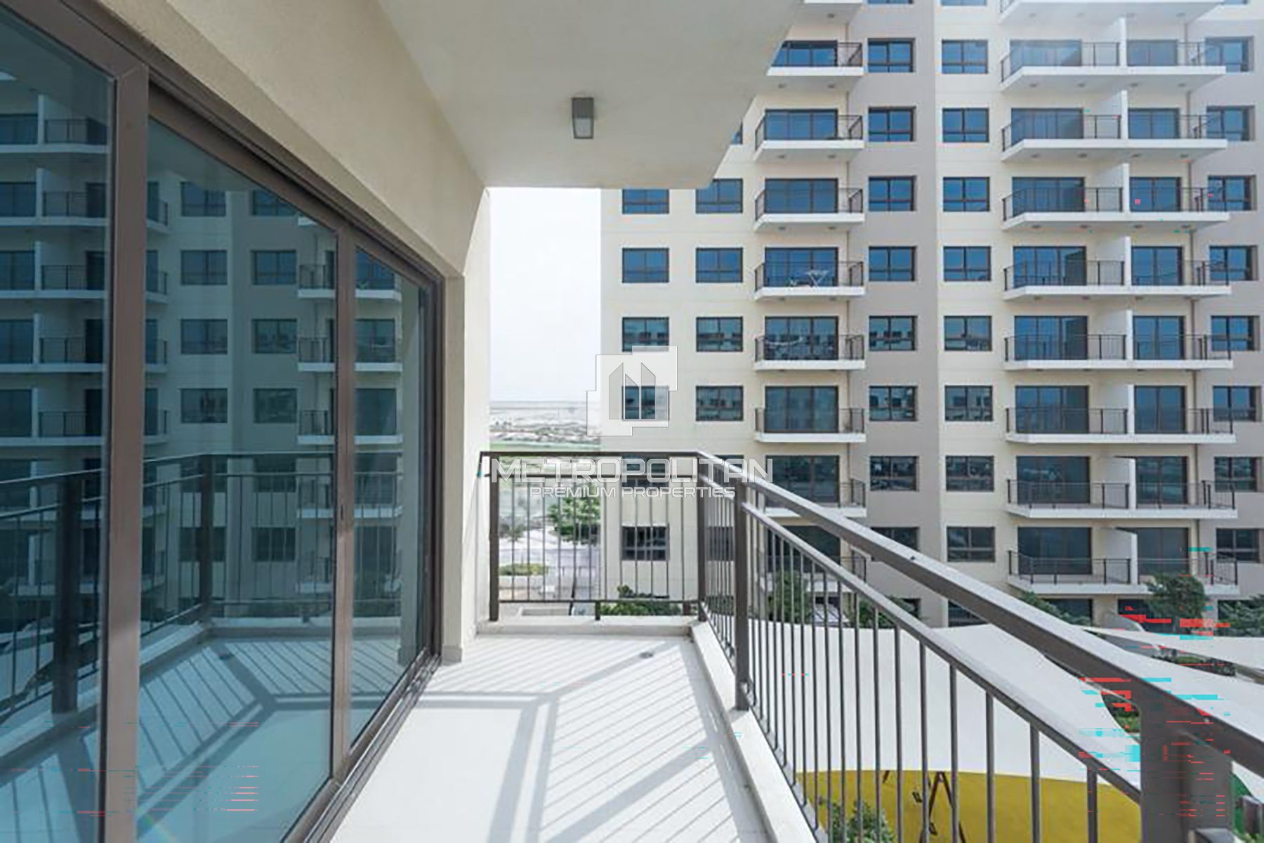 Bright Residence | Pool View | Great Deal