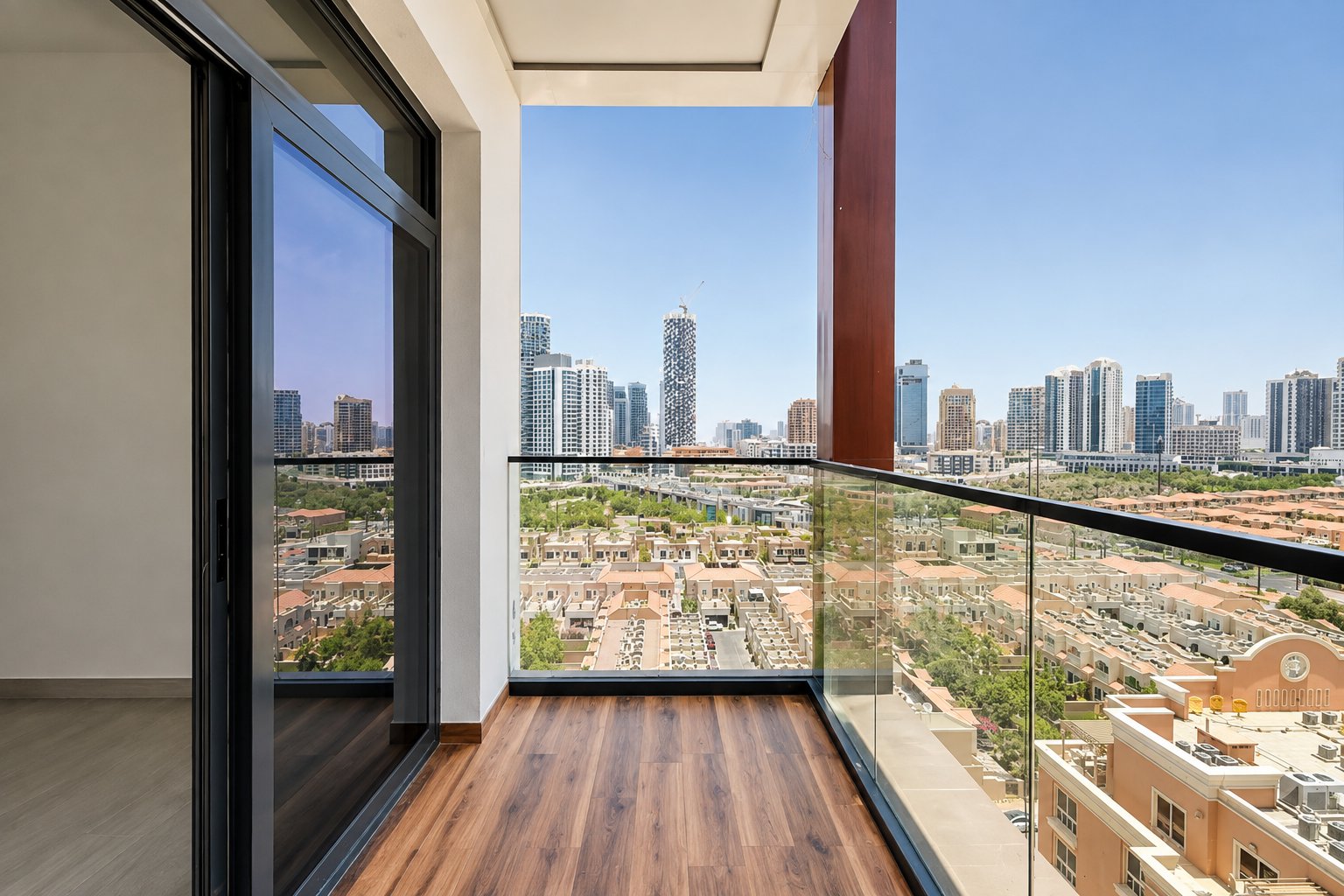 Brand New | Luxury Finishes | Immediate Handover