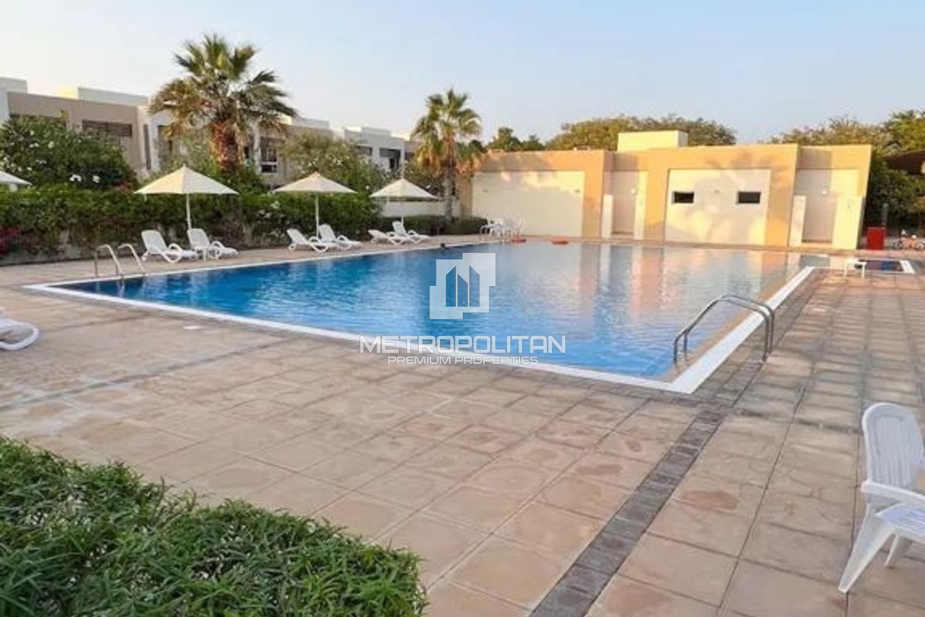 Elegant Townhouse for Sale in Flamingo | High ROI