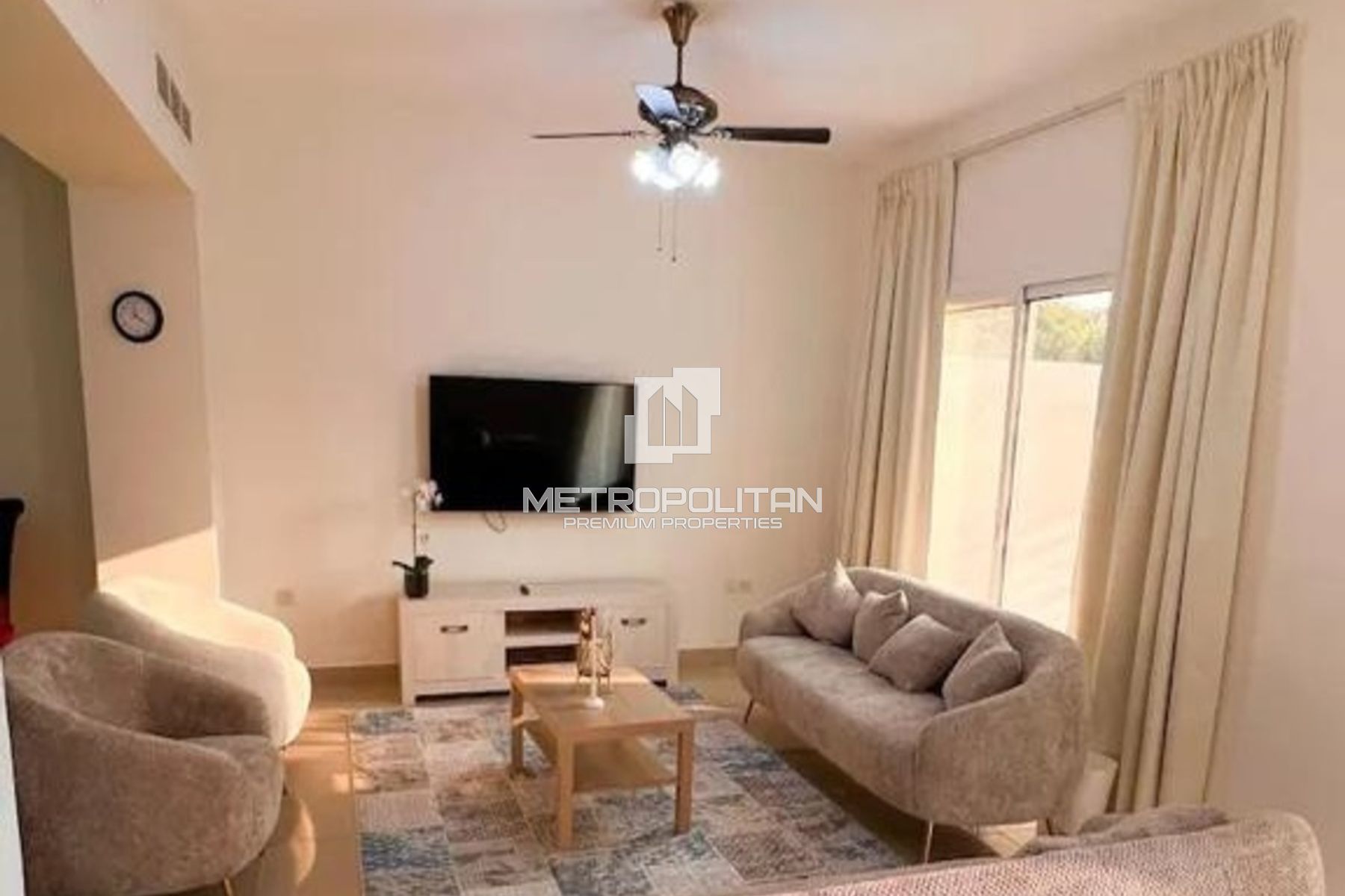 Elegant Townhouse for Sale in Flamingo | High ROI