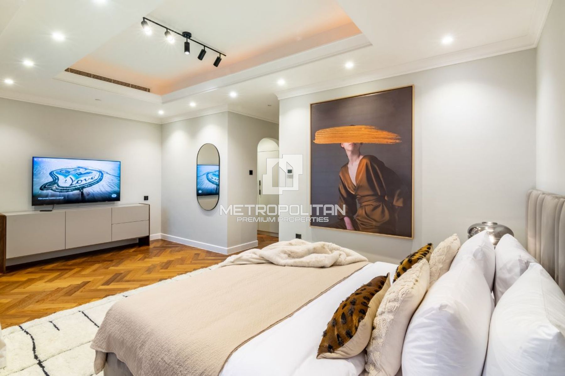 Luxury Penthouse | Upgraded | Panoramic Views