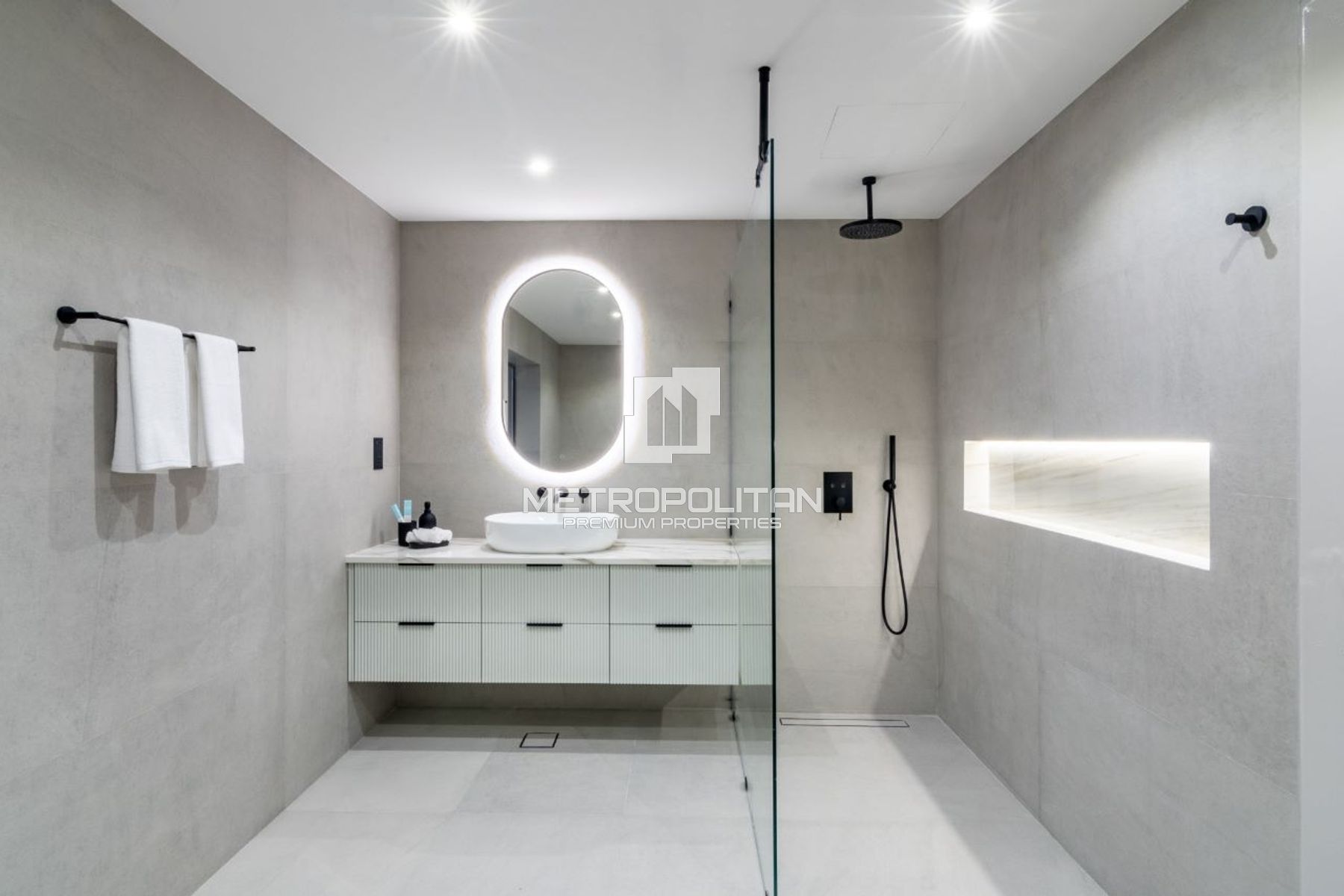Luxury Penthouse | Upgraded | Panoramic Views