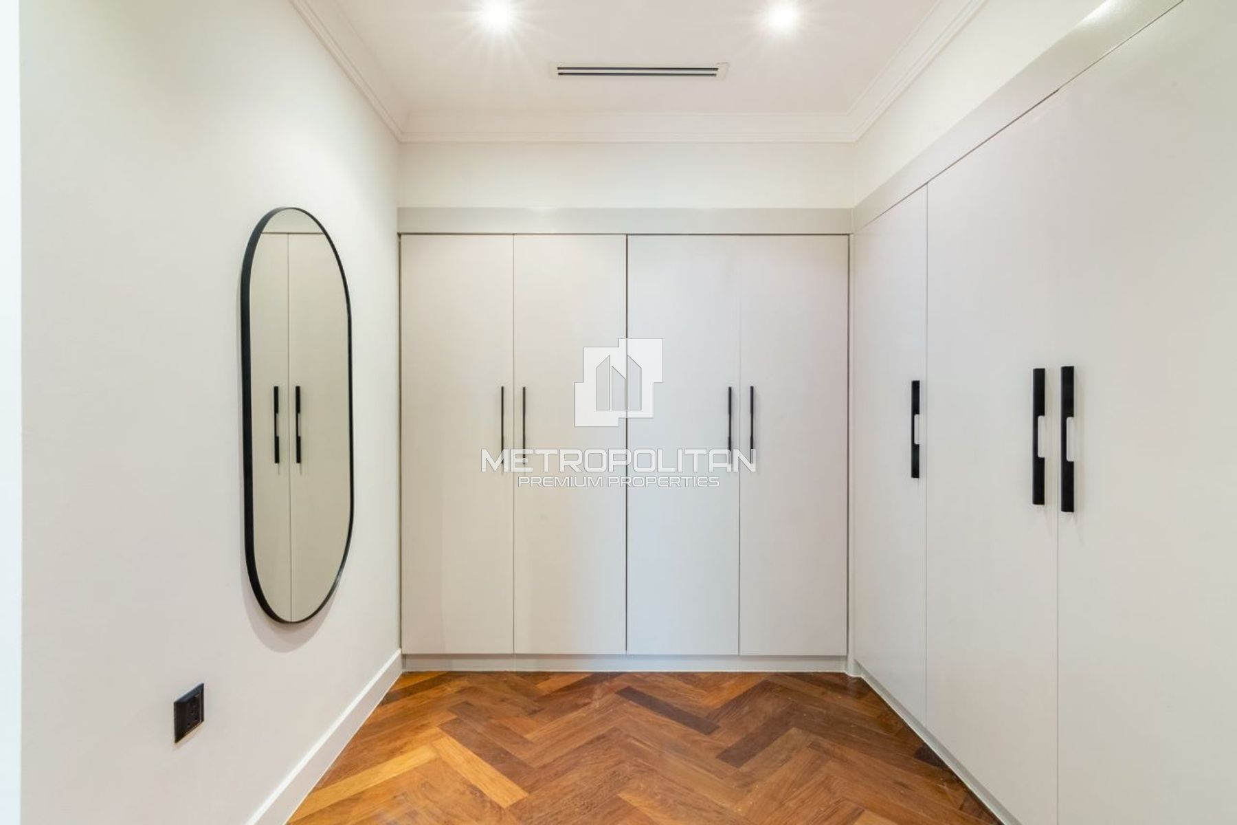 Luxury Penthouse | Upgraded | Panoramic Views