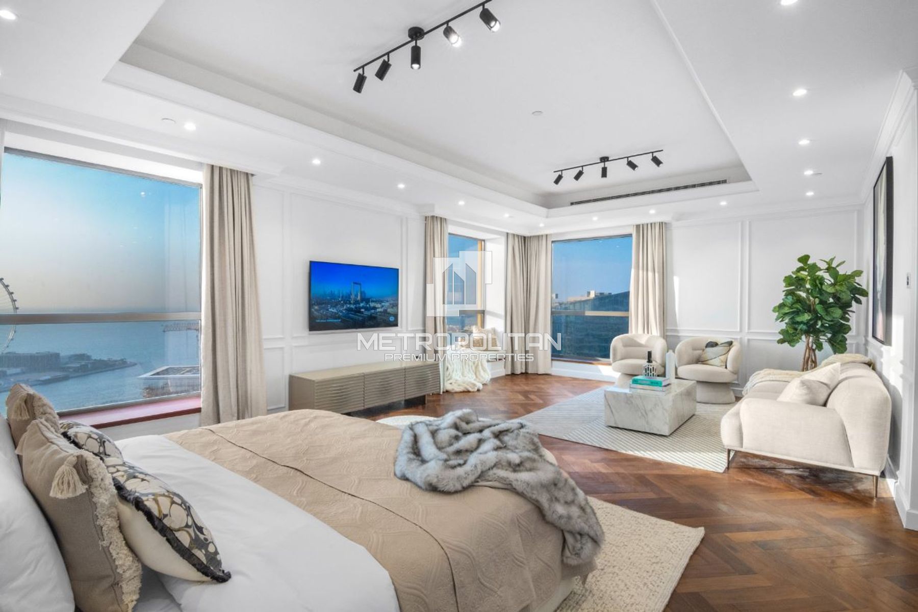 Luxury Penthouse | Upgraded | Panoramic Views