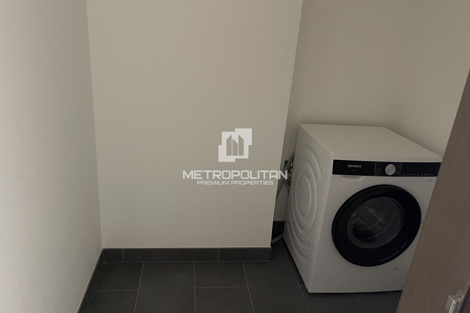 Spacious | Open View | High Floor + Maid's Room