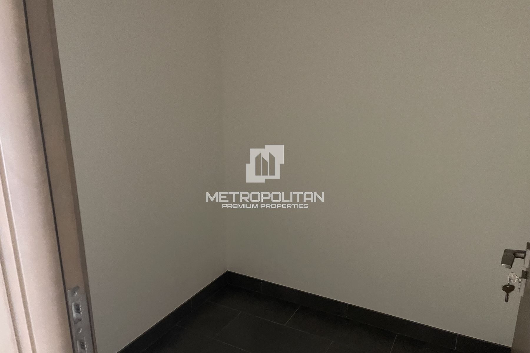 Spacious | Open View | High Floor + Maid's Room