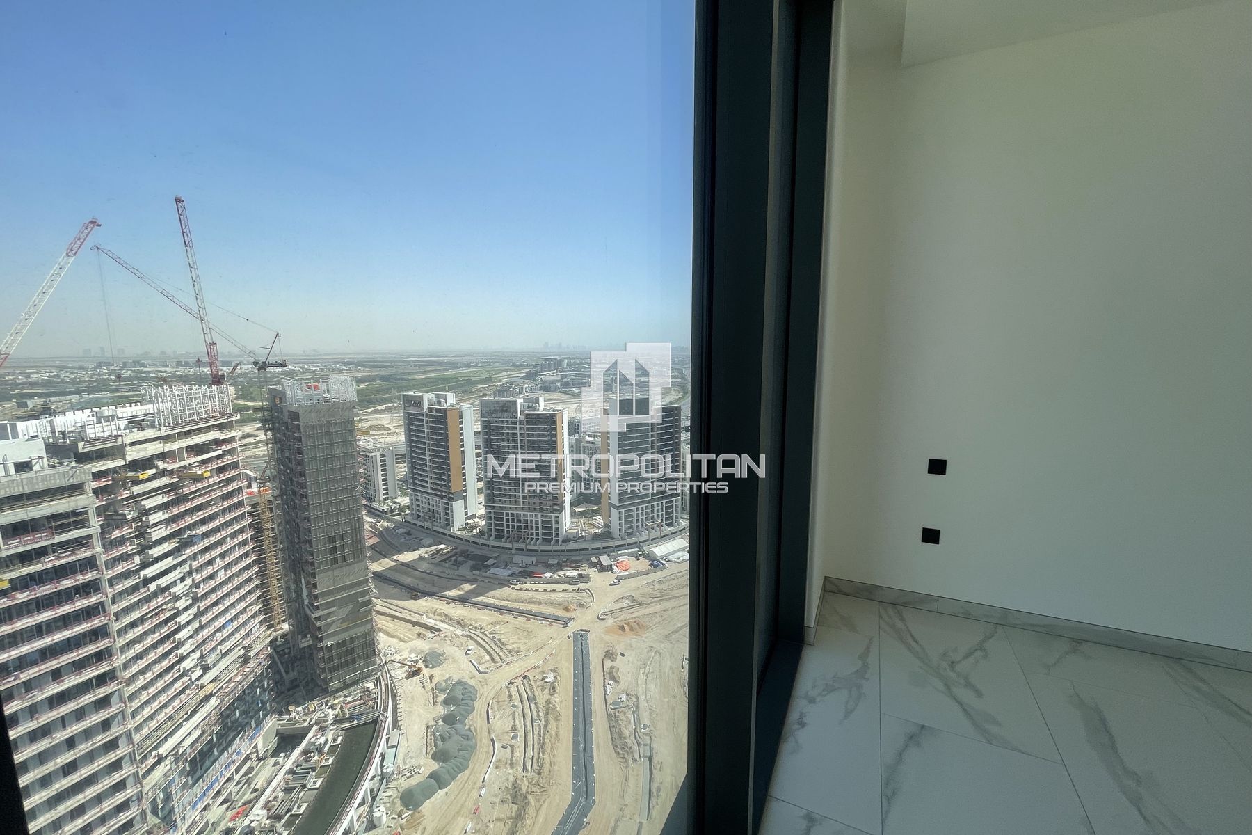 Spacious | Open View | High Floor + Maid's Room