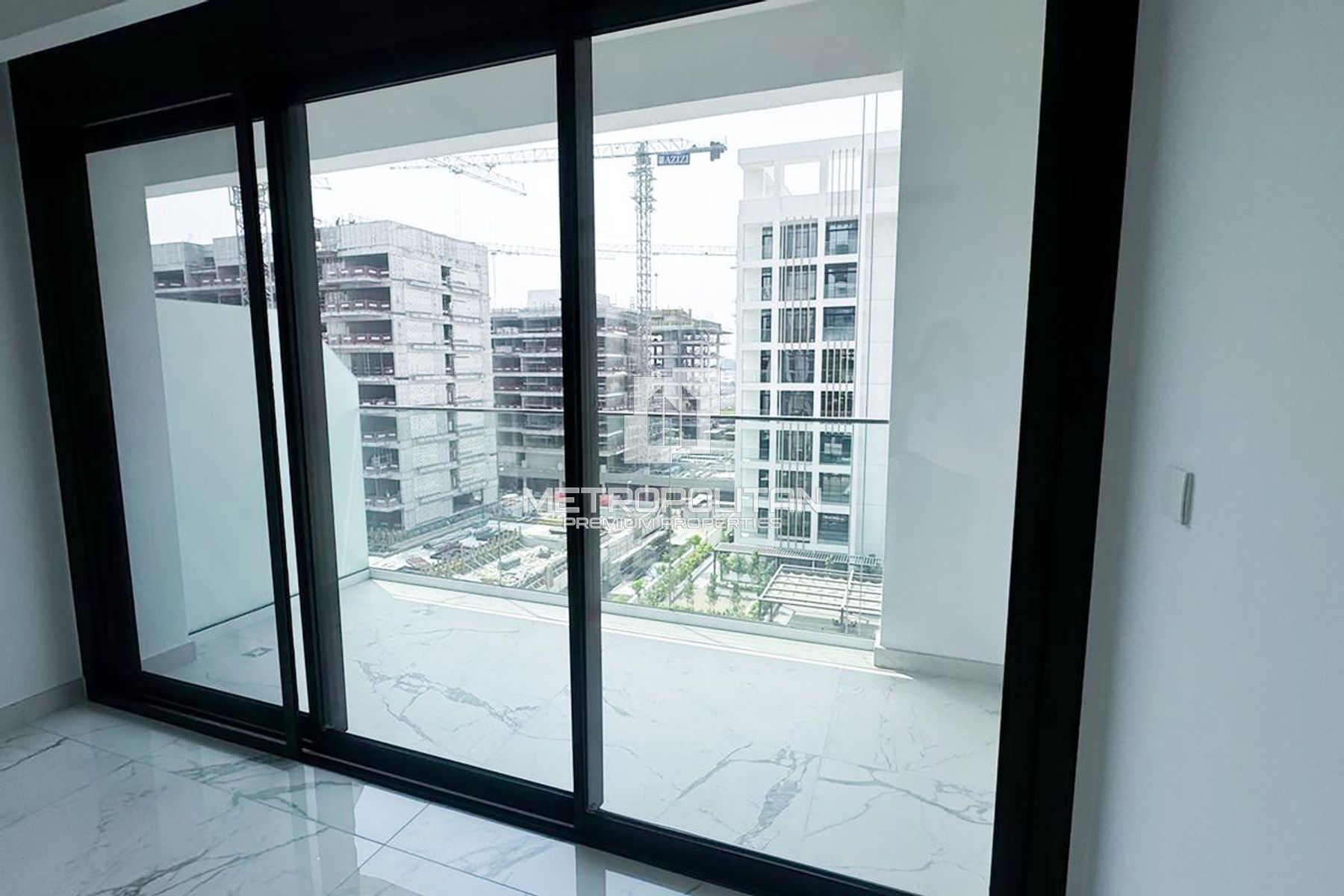 Studio with Balcony | Prime Community | Vacant