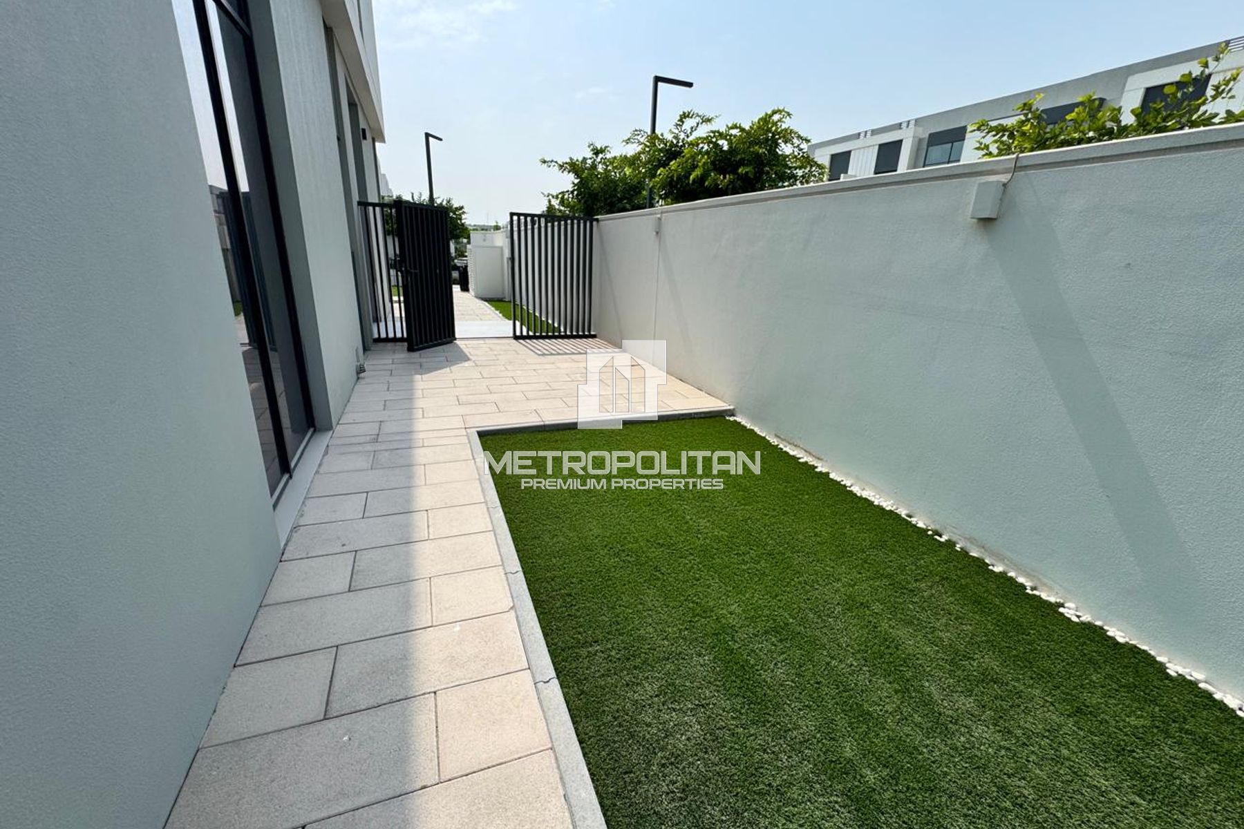 Corner 4 BR Townhouse in Murooj Al Furjan