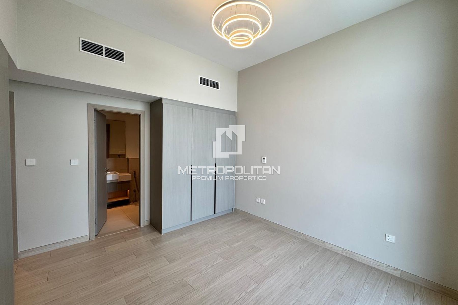Corner 4 BR Townhouse in Murooj Al Furjan