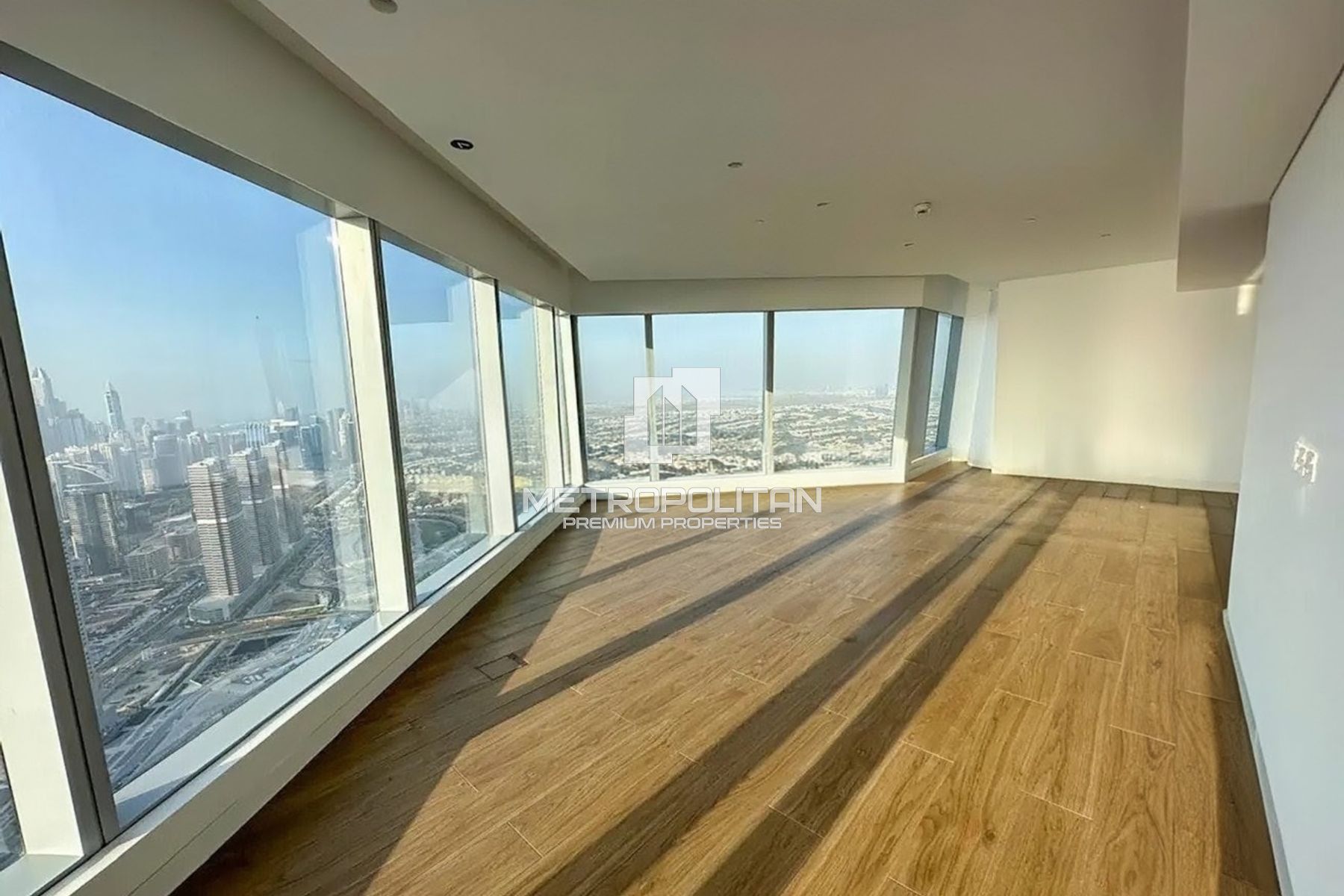 Rare 3BR | Panoramic Views | Vacant Transfer