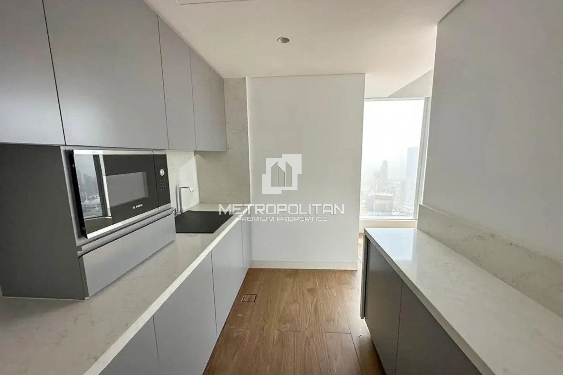 Rare 3BR | Panoramic Views | Vacant Transfer