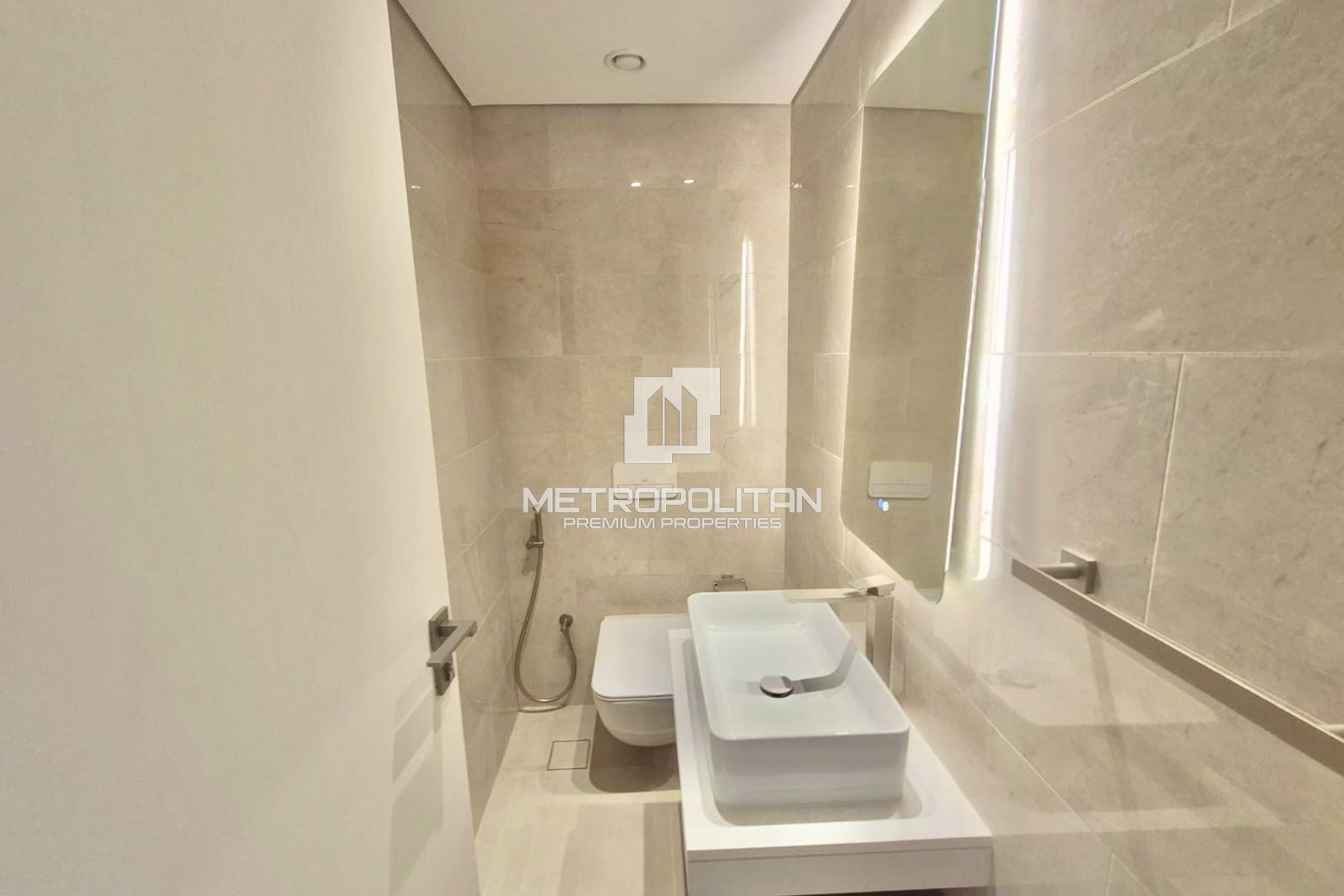 Burj Al Arab View | High Floor | Corner Unit
