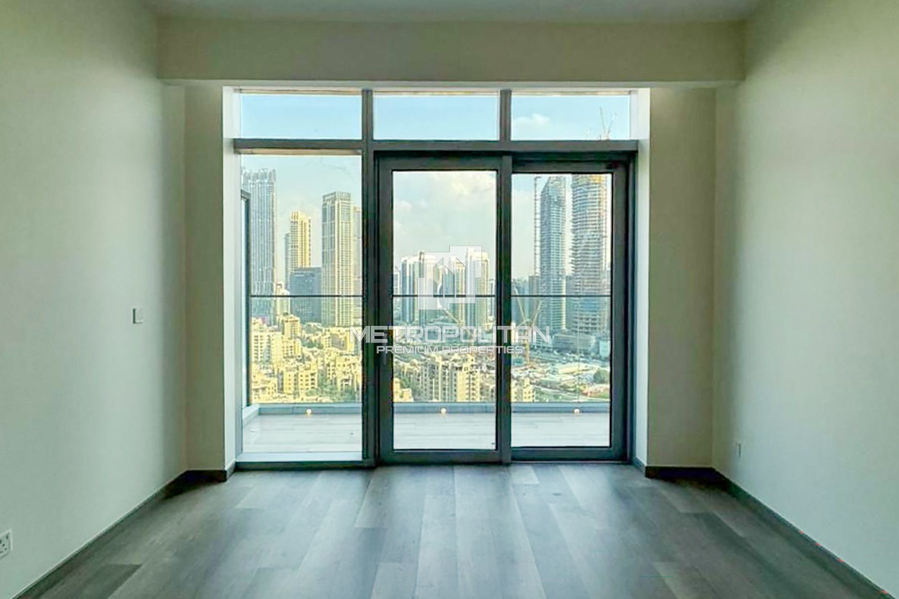 Burj & Pool View | Best Layout | High Floor