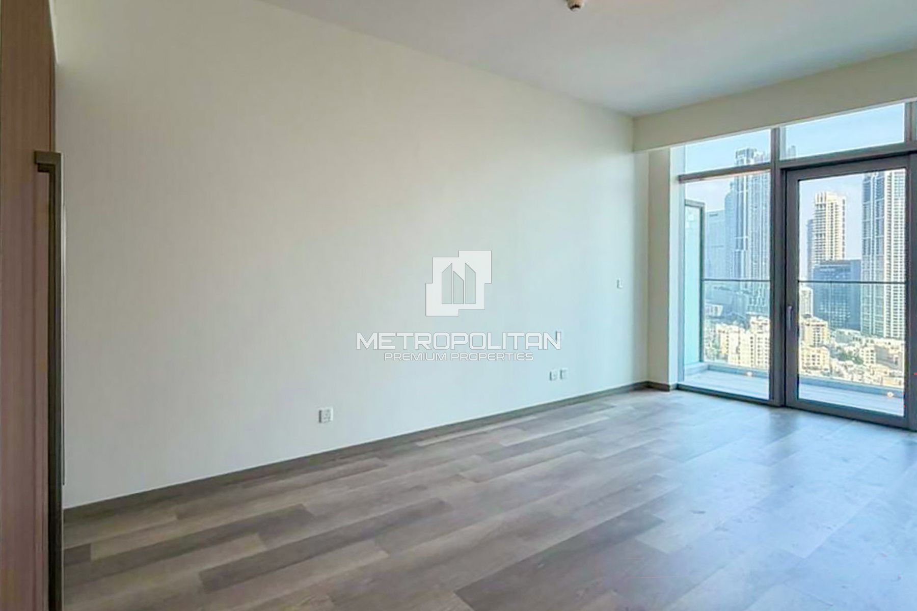Burj & Pool View | Best Layout | High Floor