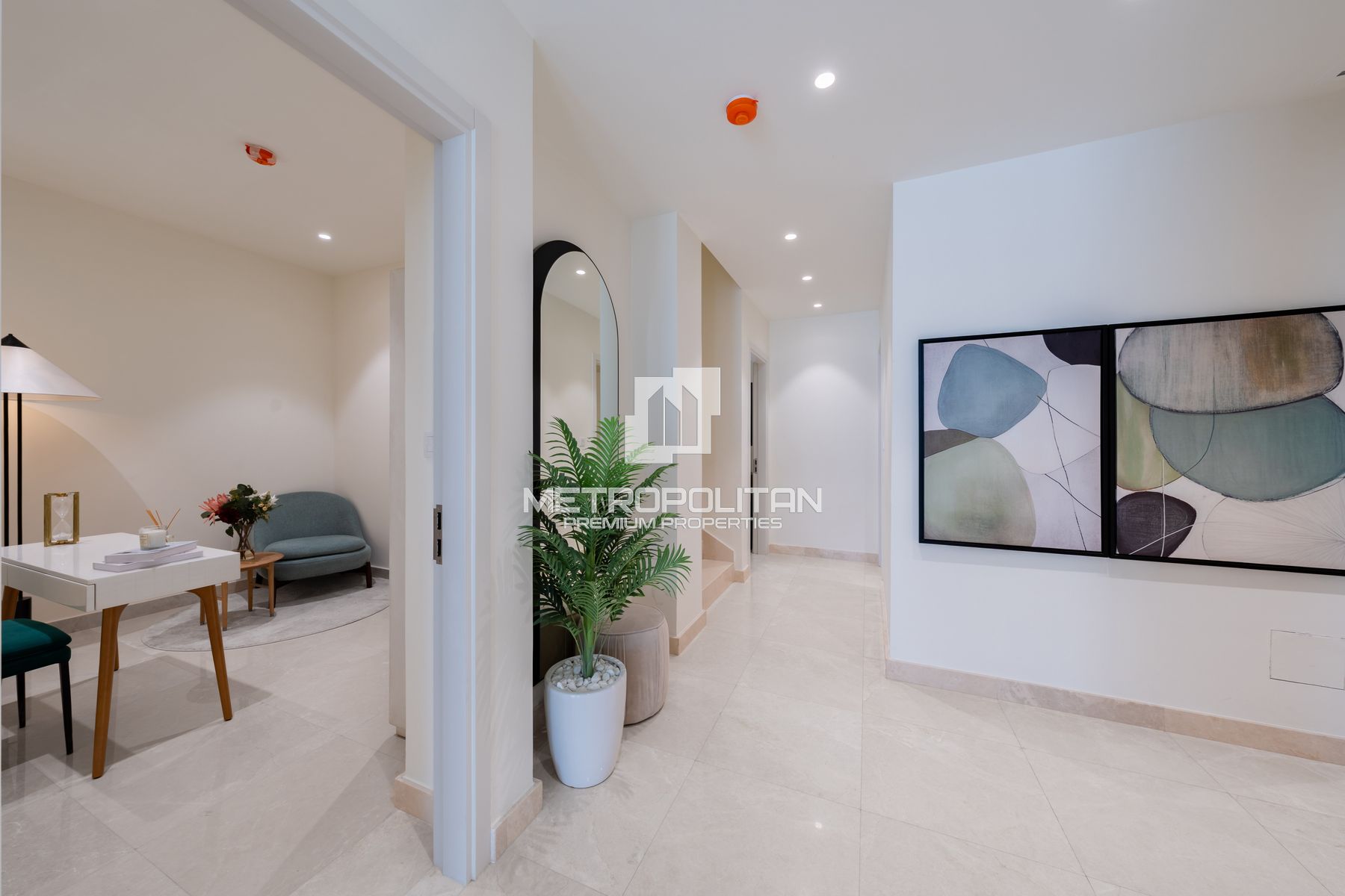 Corner Unit | Single Row | Park View | Big Plot