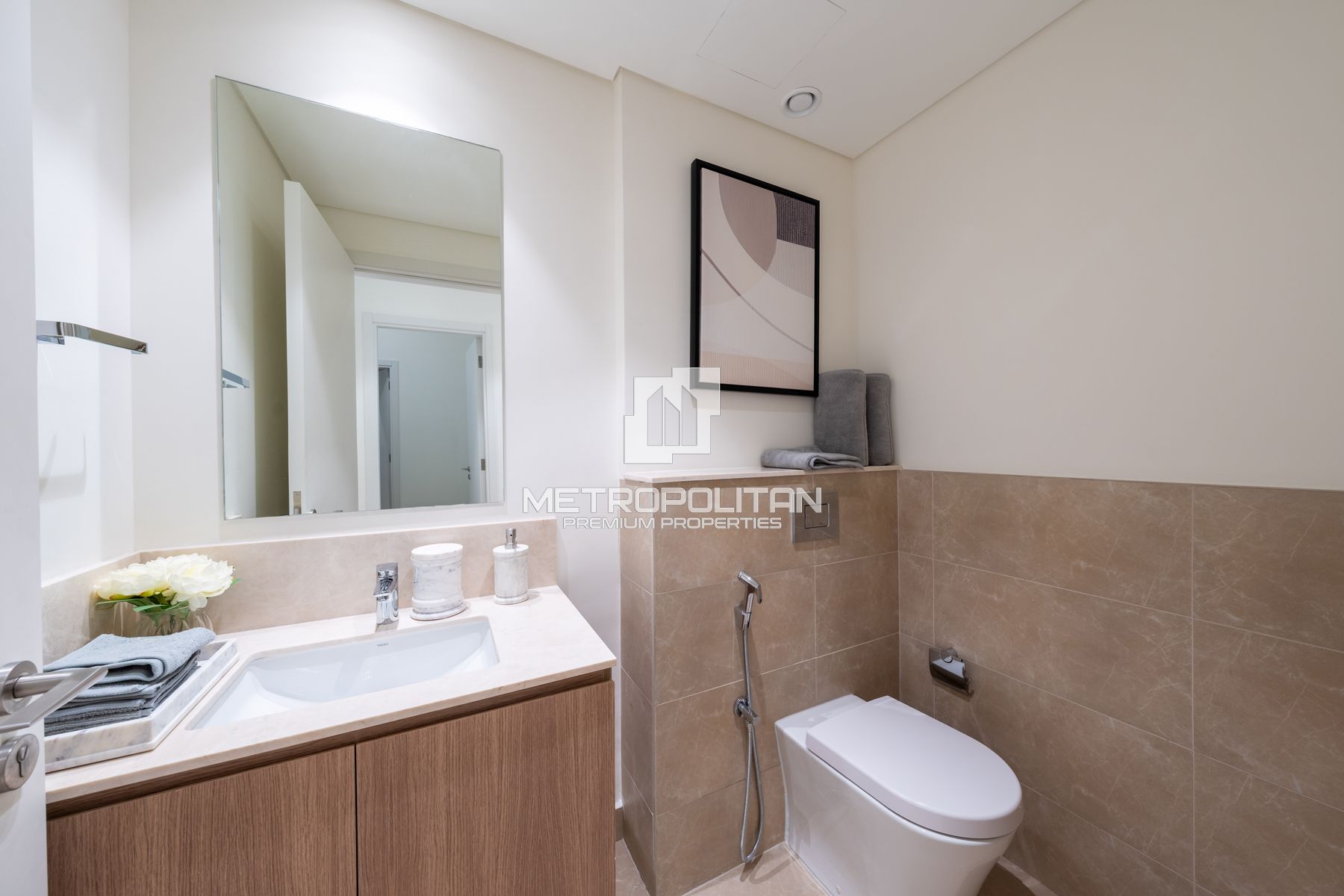 Corner Unit | Single Row | Park View | Big Plot