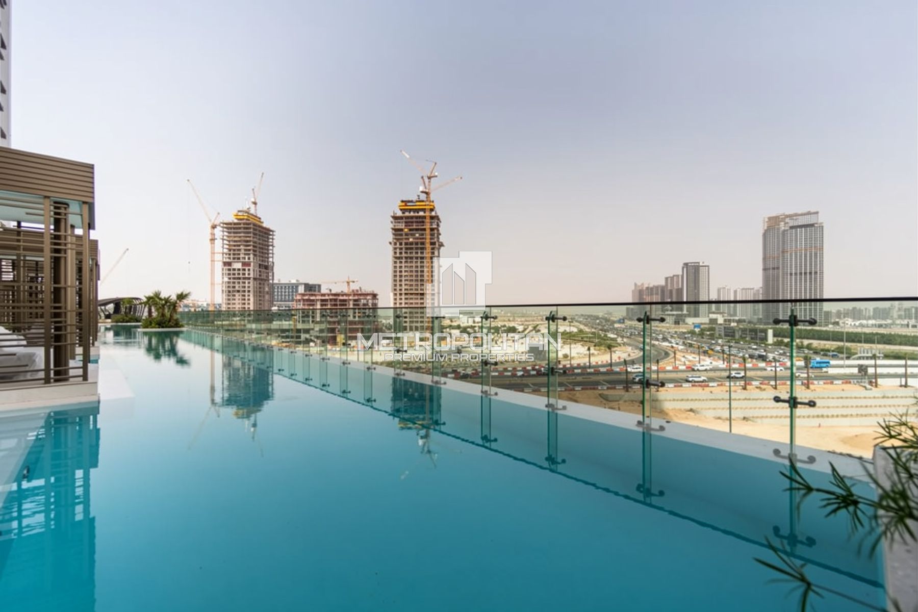 Fully Furnished | High Floor | Canal View