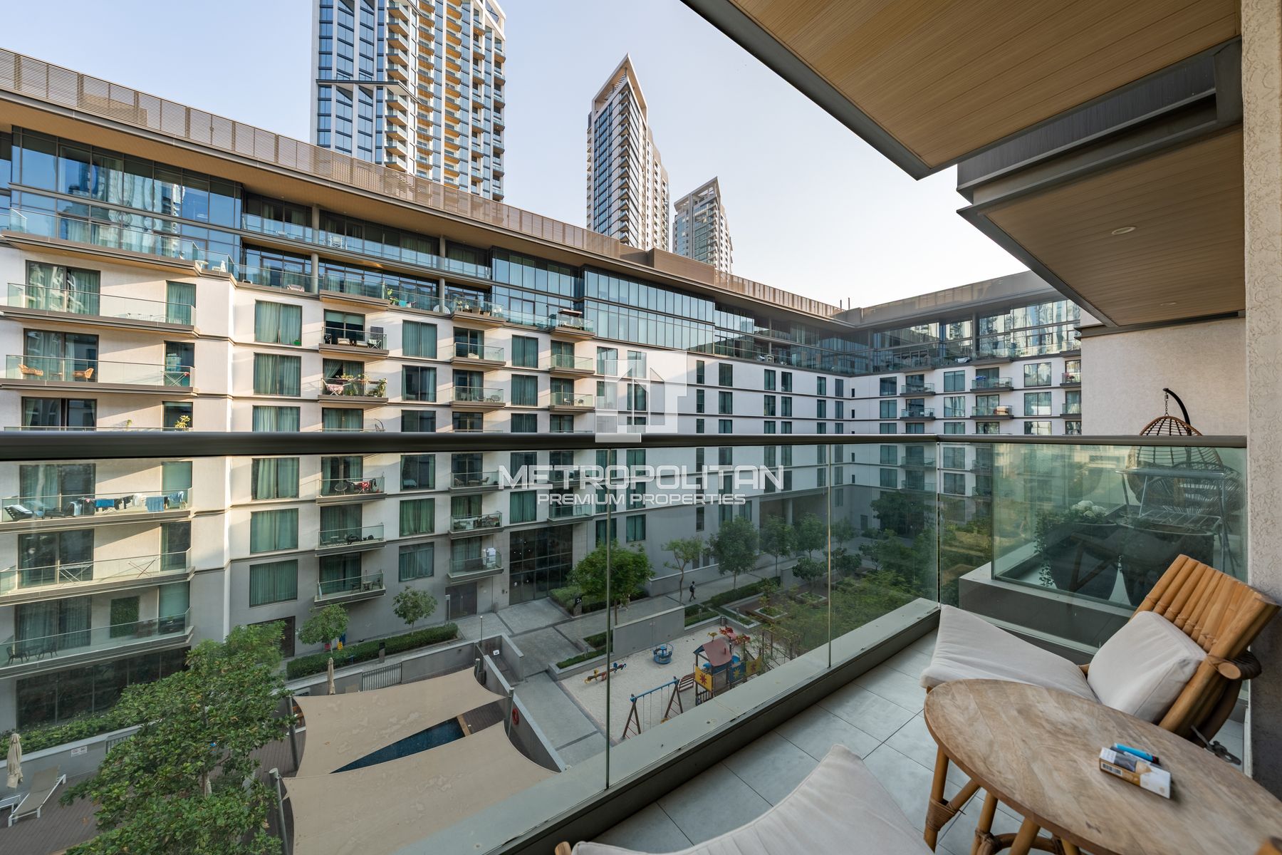 Swimming Pool View | Spacious | Vacant on Transfer