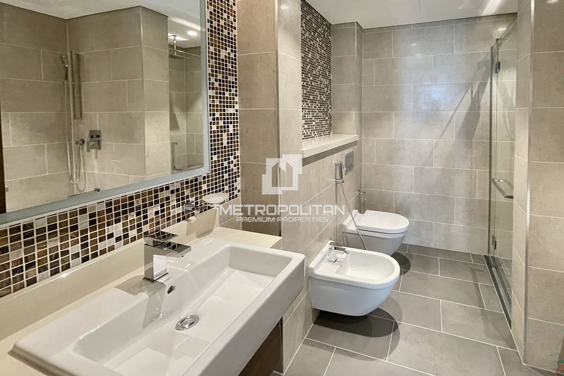Swimming Pool View | Spacious | Vacant on Transfer