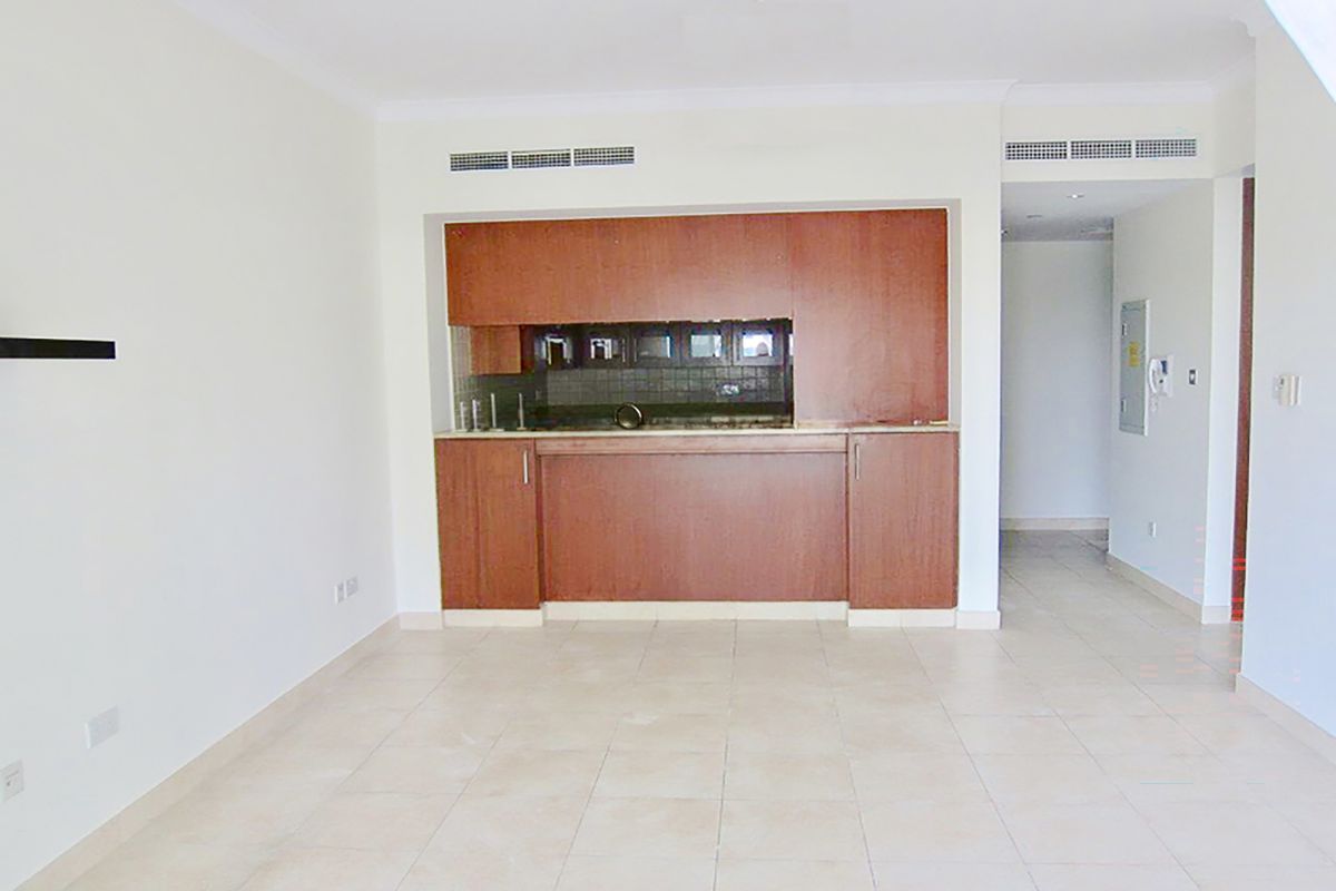 Partial Golf View | Bright Residence | Best Deal