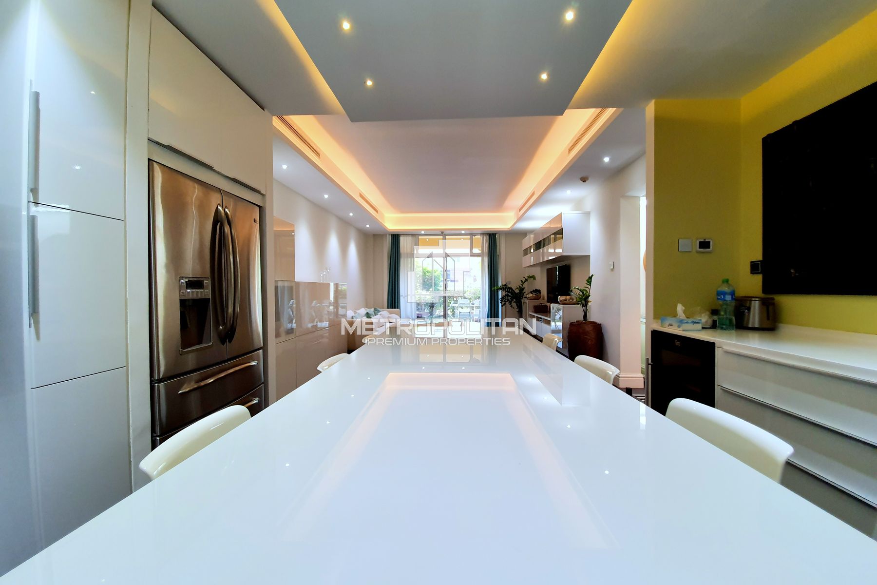 Garden and Pool Views | Vacant | Modern Living