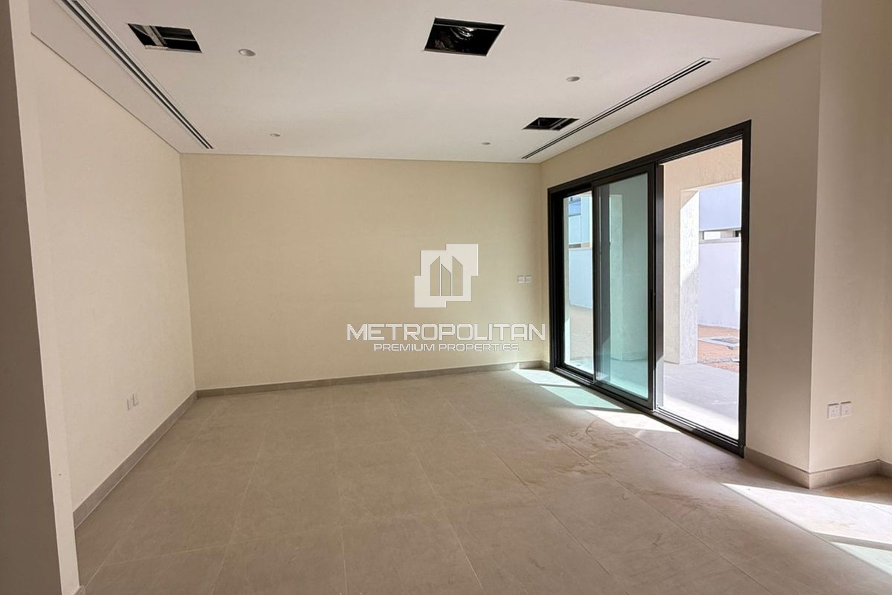 5BR Villa | Luxury Lifestyle | Ready to Move In