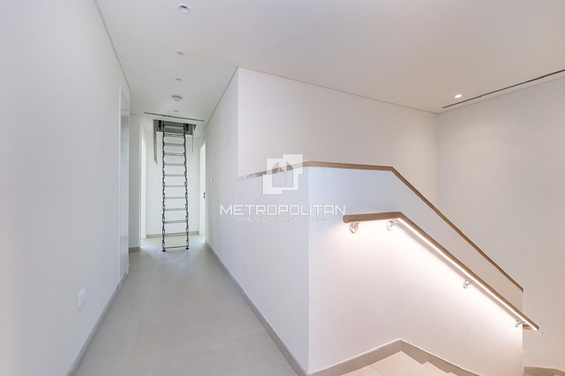 Ready To Move | Single Row | Close To Amenities
