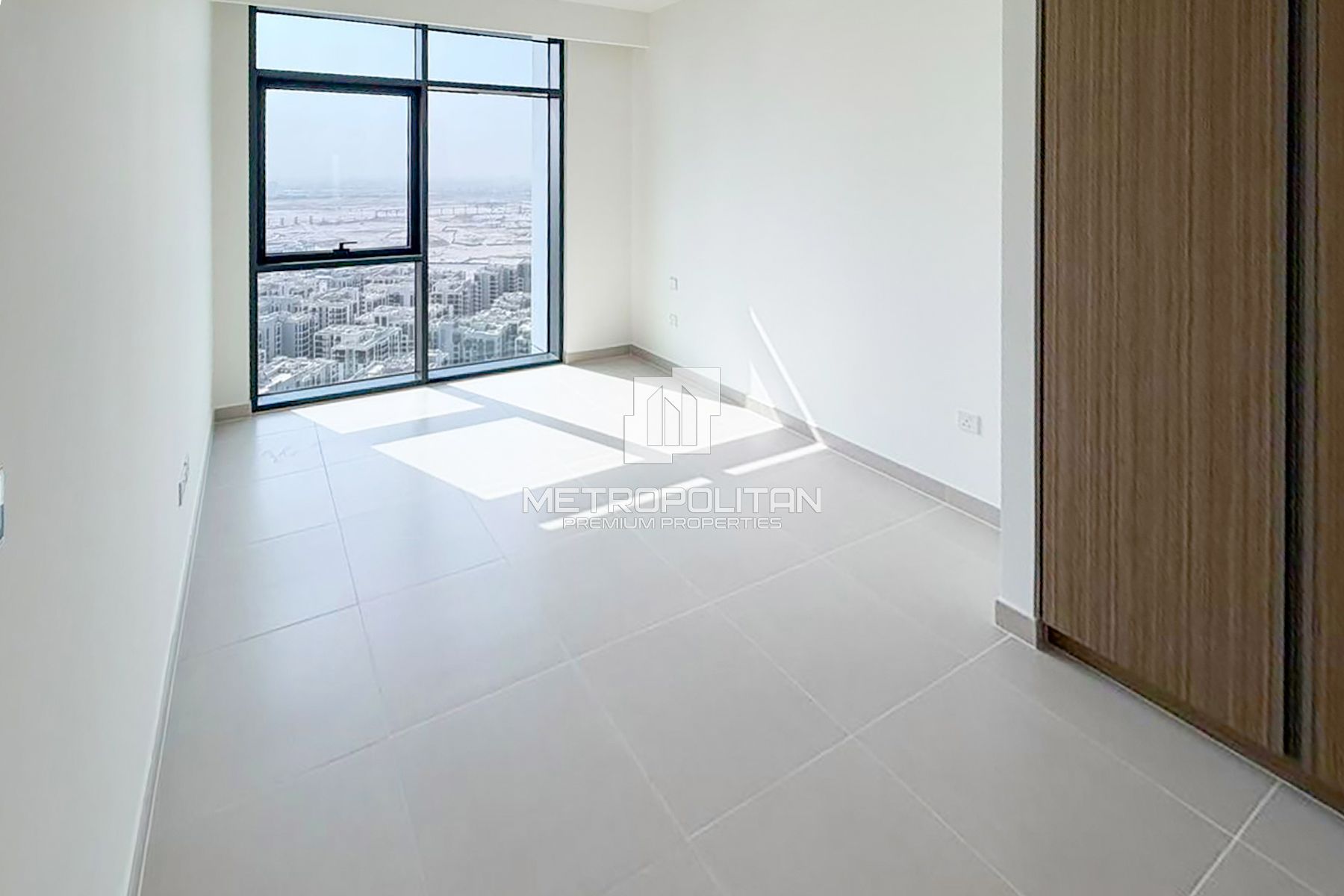 Highest Floor | Best Price |Beach View | Motivated