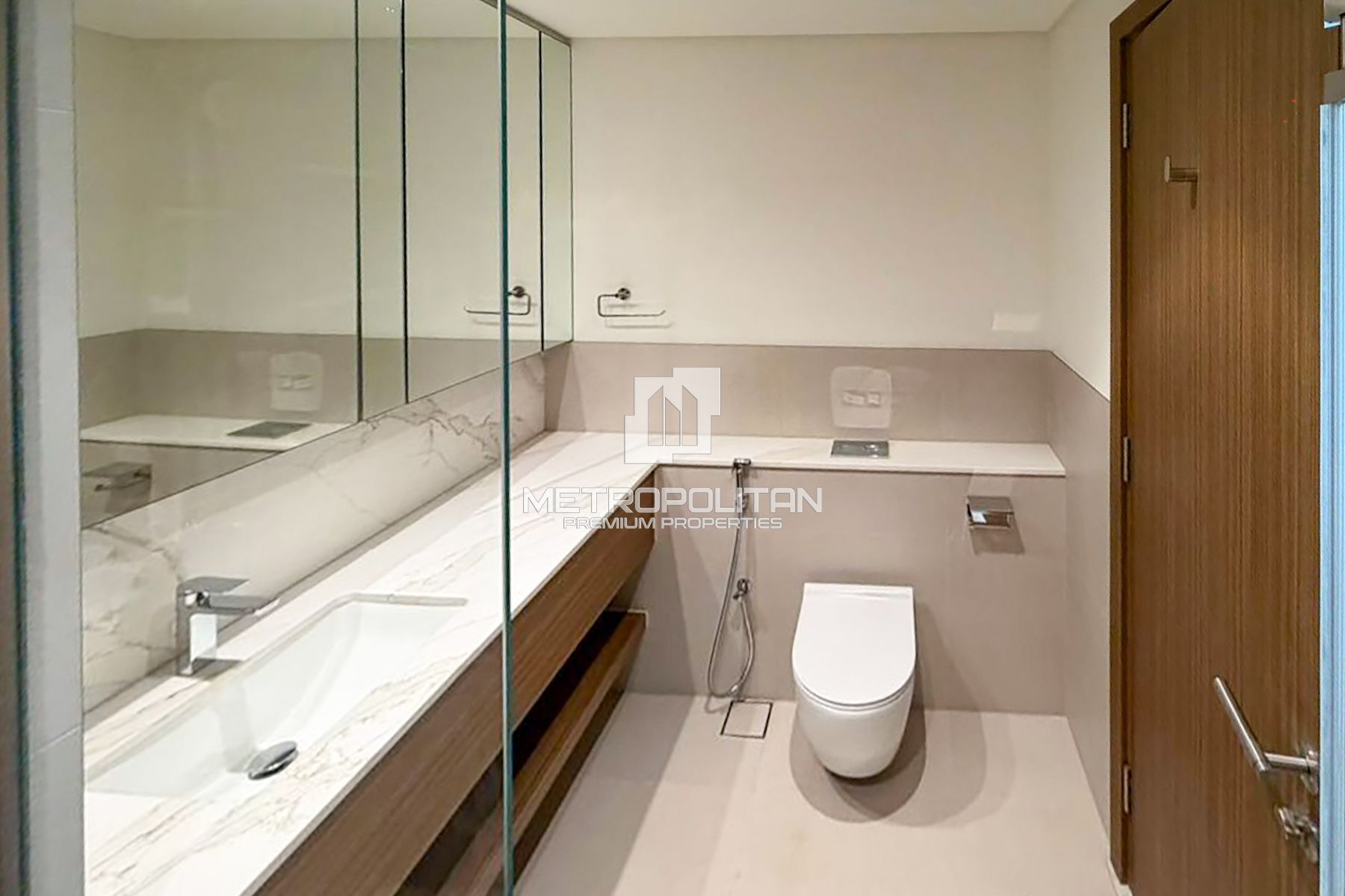Highest Floor | Best Price |Beach View | Motivated