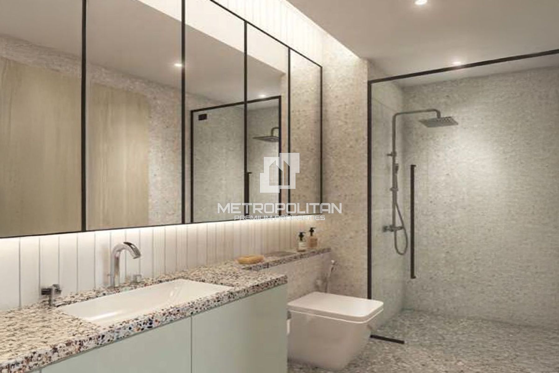 Quick Sale | Chic Interiors | Good Location