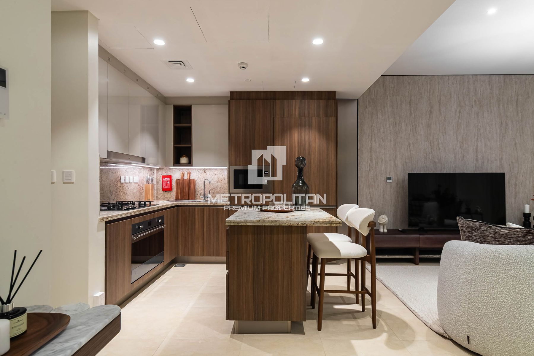 3BR & Maid's| Fully Upgraded and Furnished| Vacant
