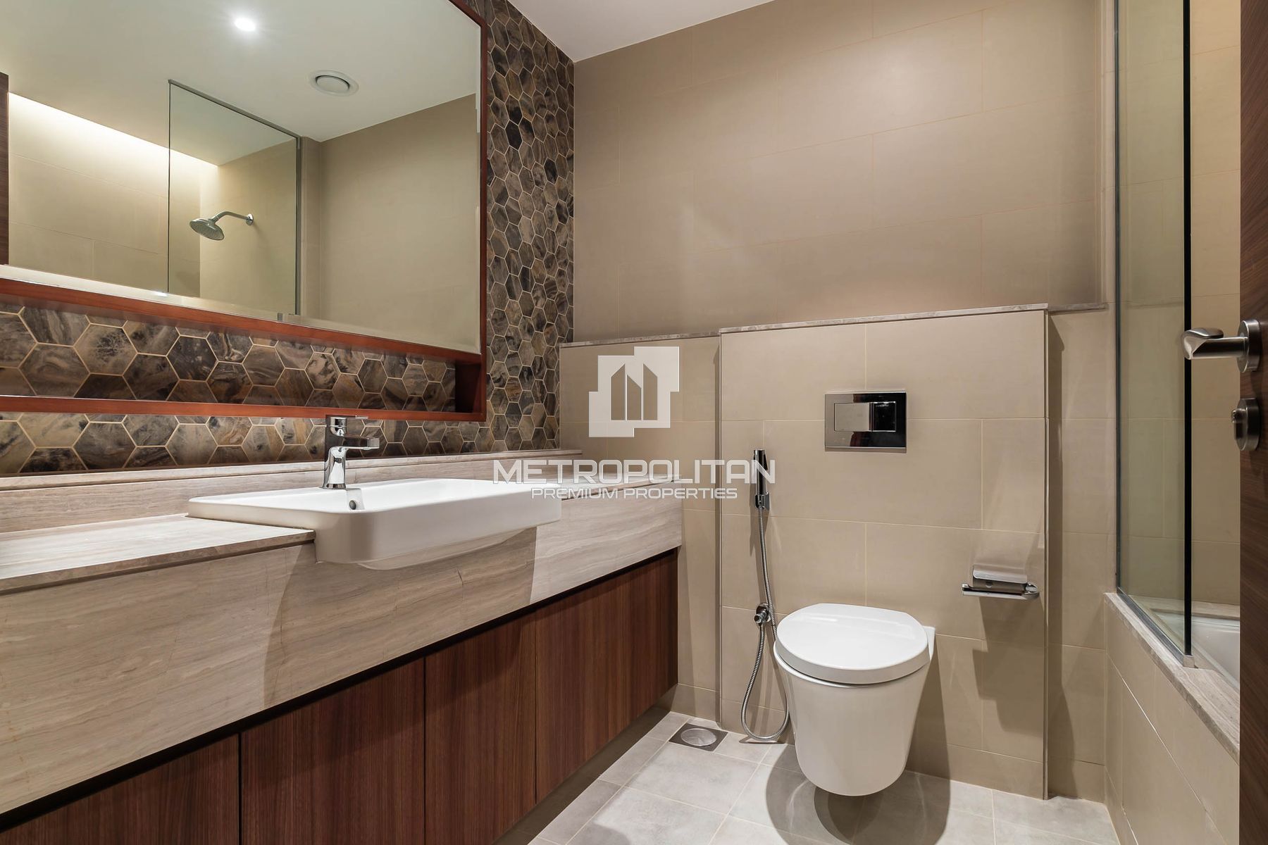 3BR & Maid's| Fully Upgraded and Furnished| Vacant