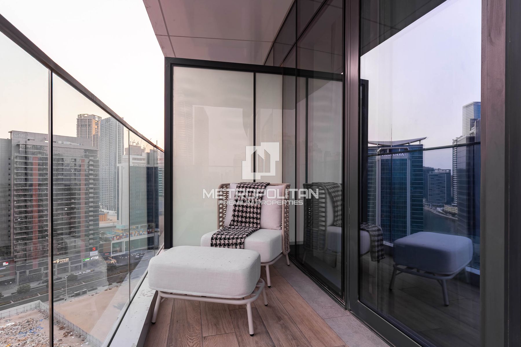 3BR & Maid's| Fully Upgraded and Furnished| Vacant