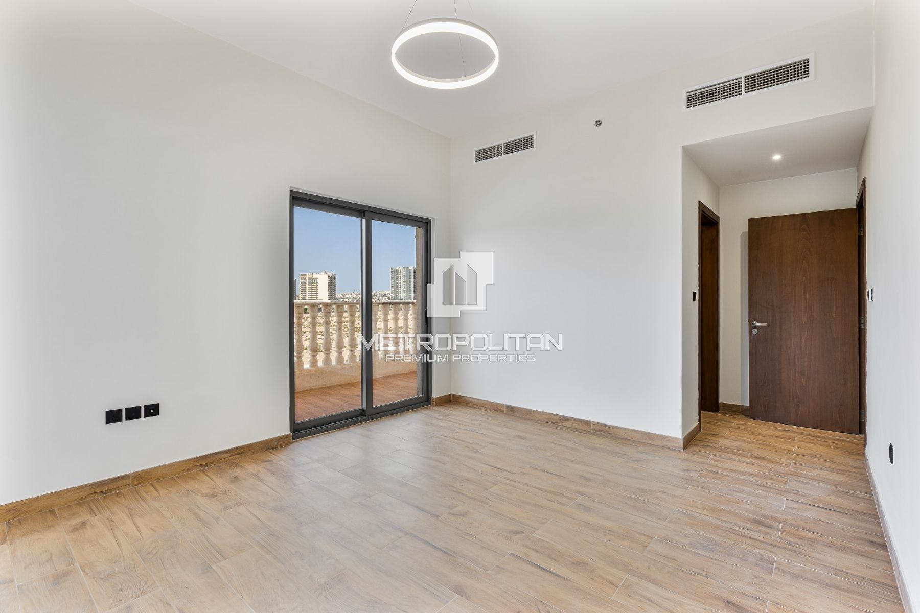 Vastu | L-Shaped Balcony | Close to Metro