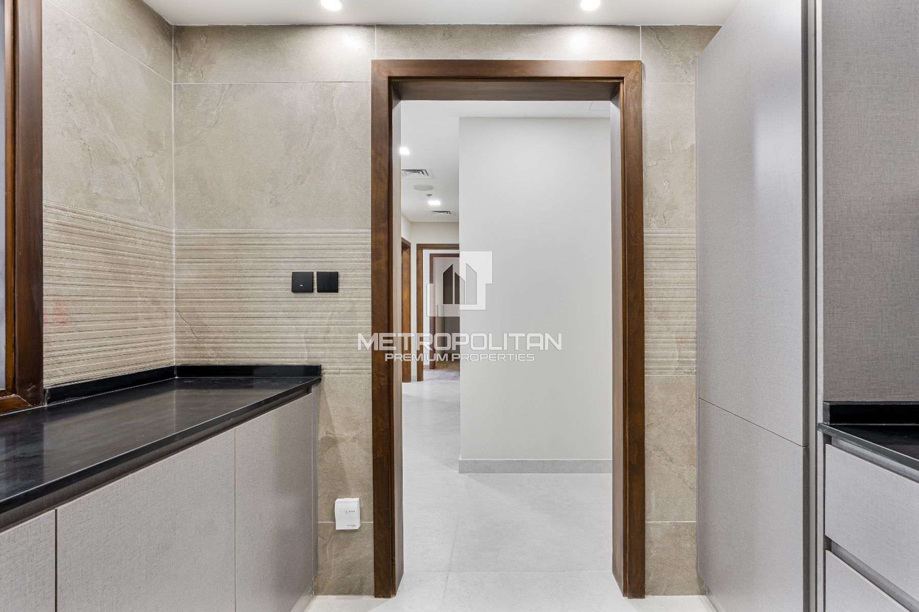 Vastu | L-Shaped Balcony | Close to Metro