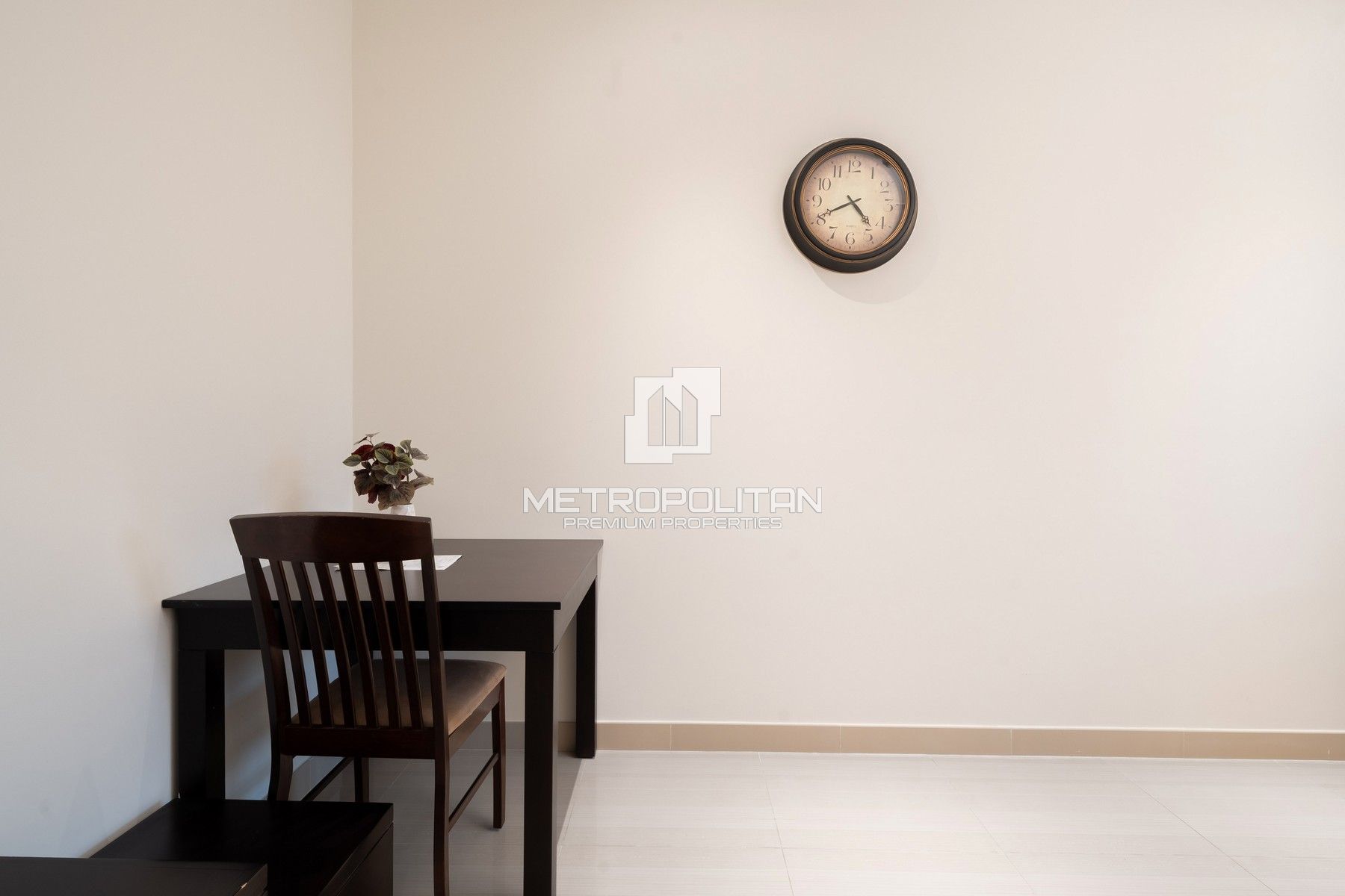 Downtown | Canal View | Fully Furnished | Spacious