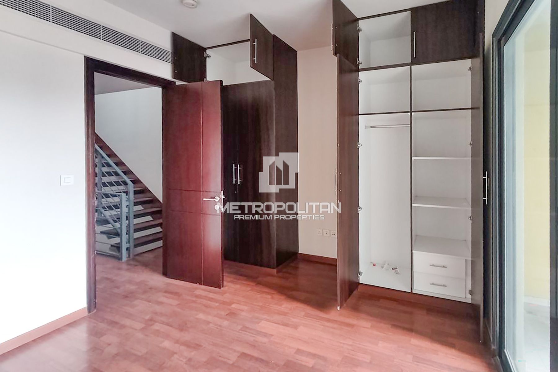 3BR TH with Basement | Park View | Vacant